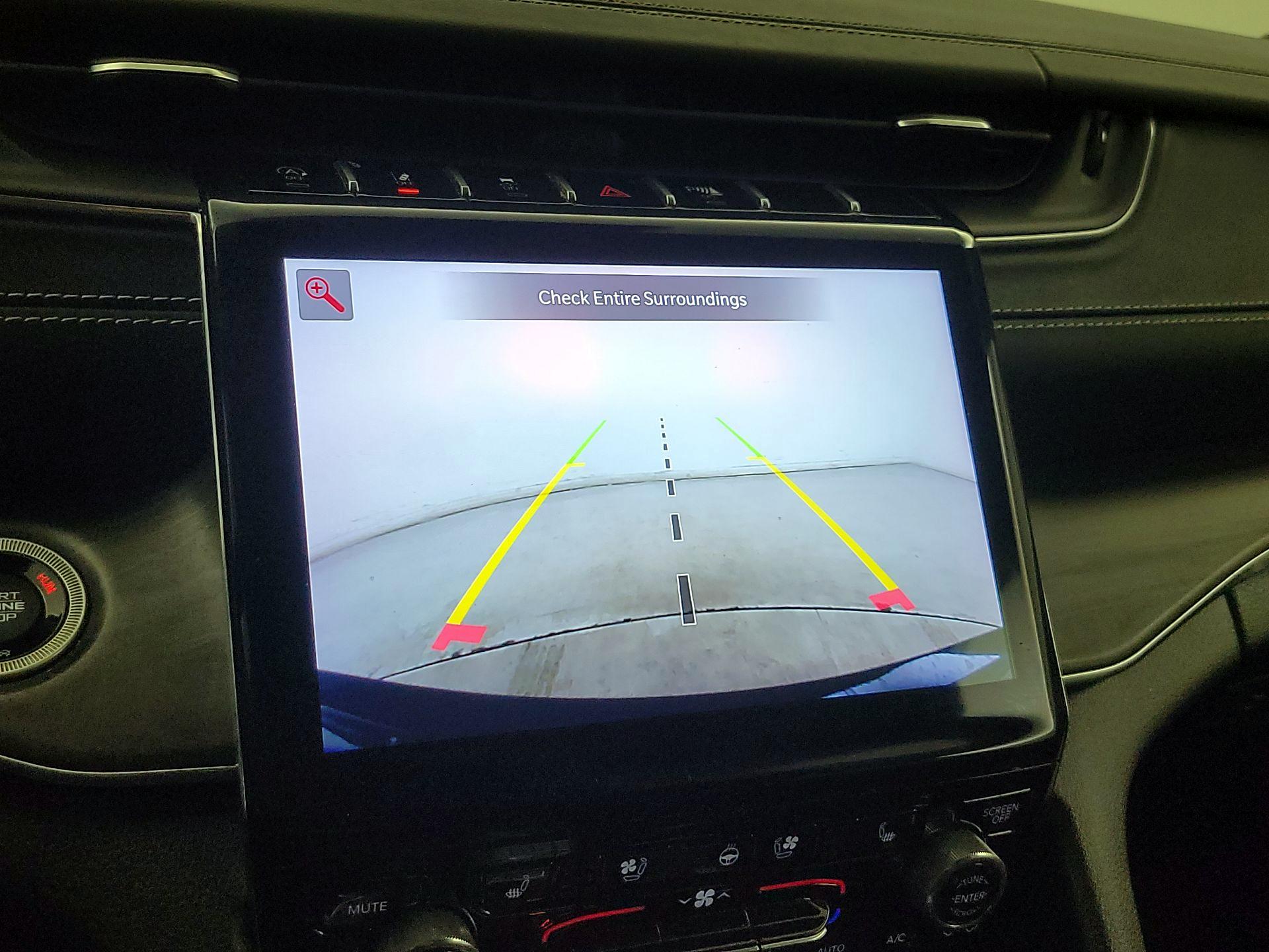 Thumbnail: 2023 Jeep Grand Cherokee - 15