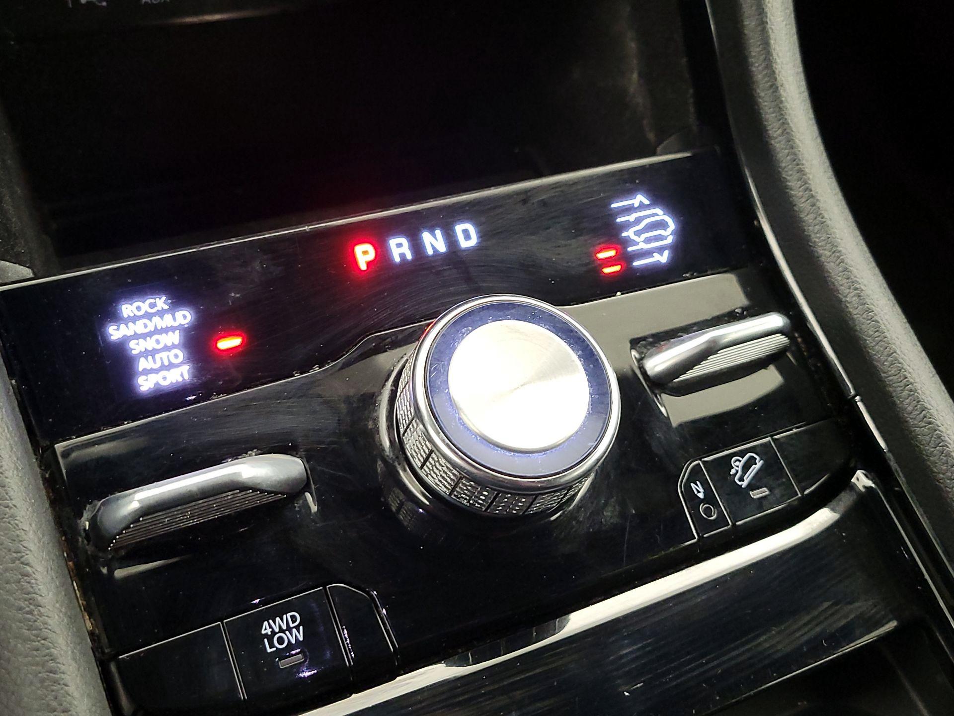 Thumbnail: 2023 Jeep Grand Cherokee - 18