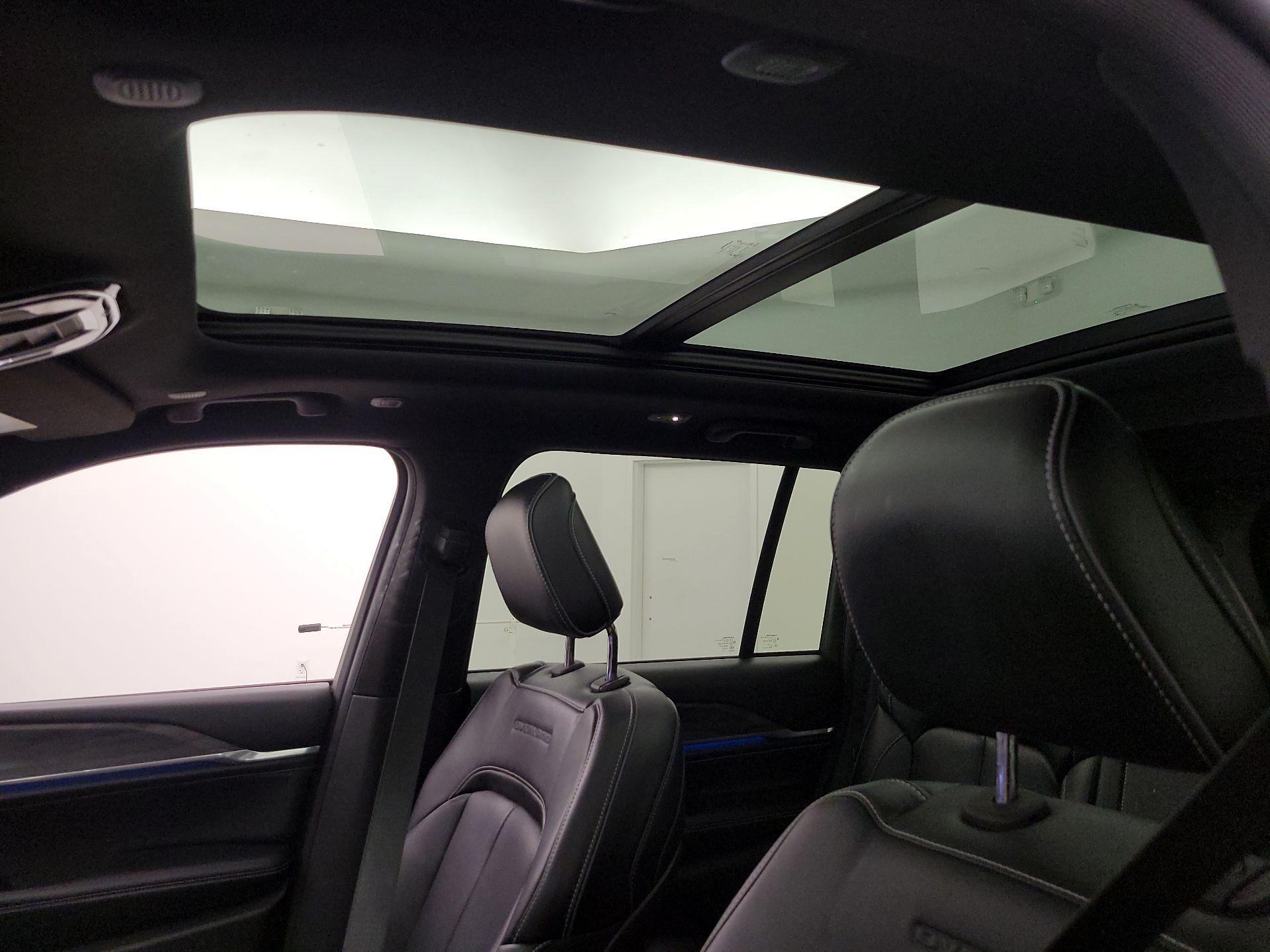 Thumbnail: 2023 Jeep Grand Cherokee - 20