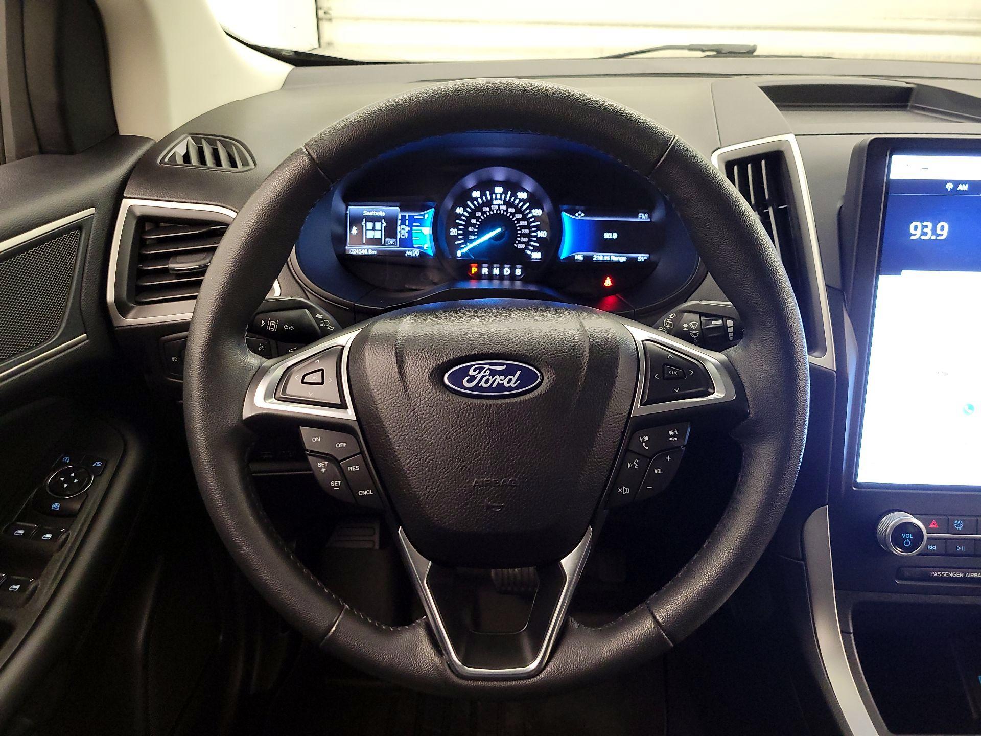 Thumbnail: 2022 Ford Edge - 10