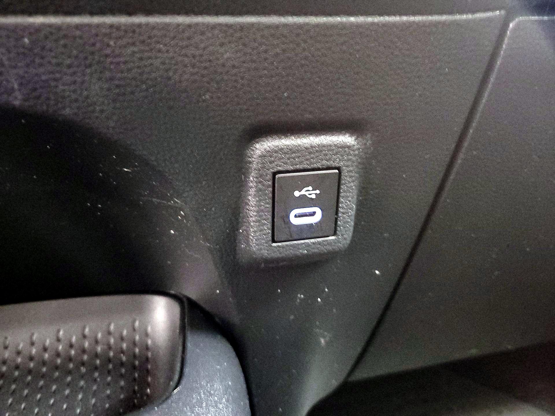 Thumbnail: 2024 Toyota Corolla - 18