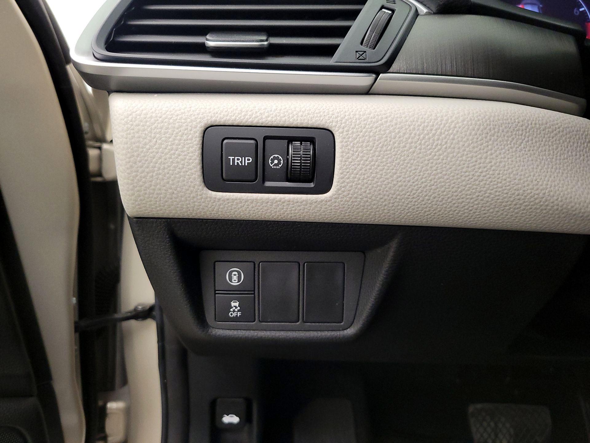 Thumbnail: 2020 Honda Accord - 13