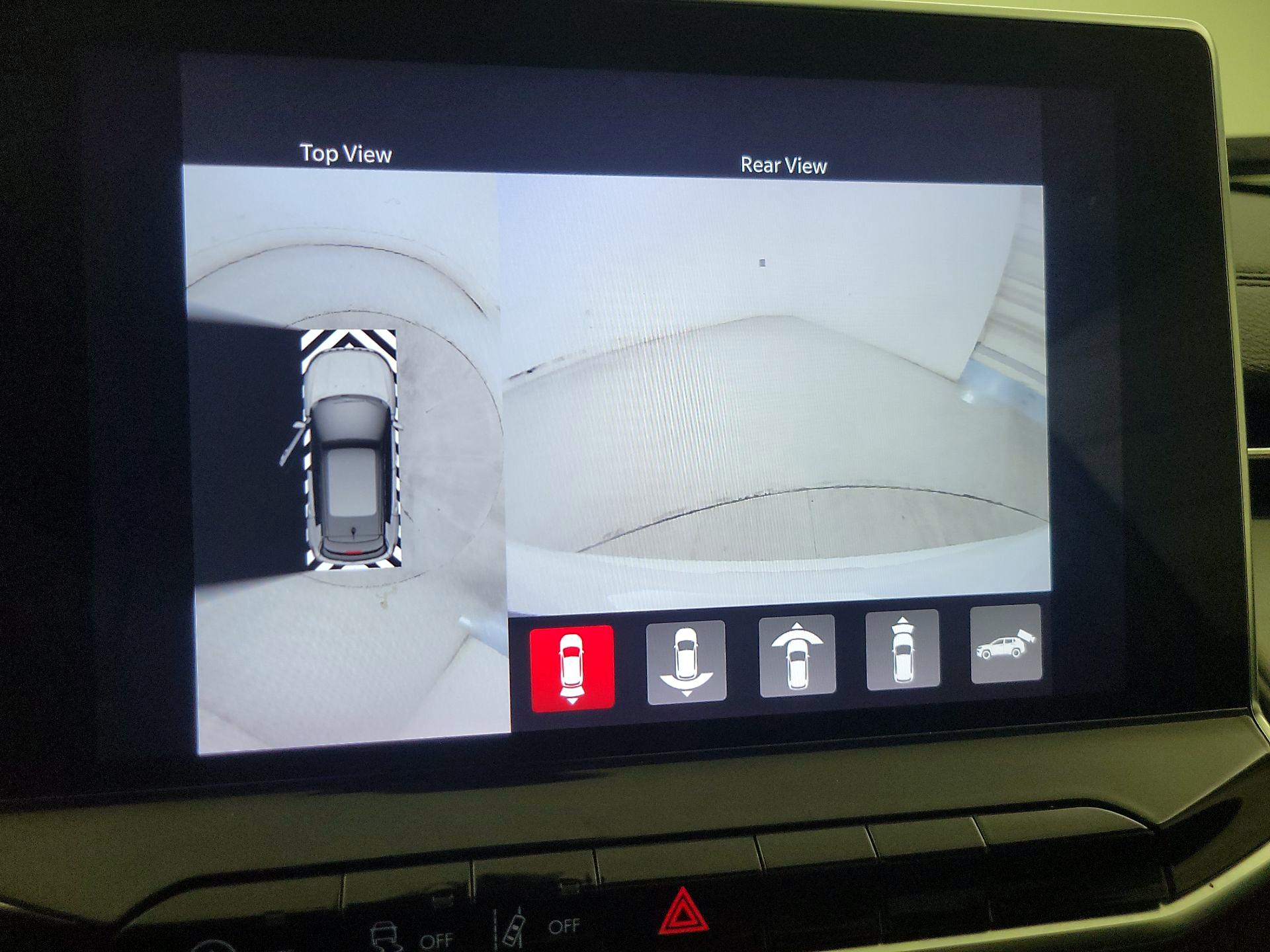 Thumbnail: 2022 Jeep Compass - 15