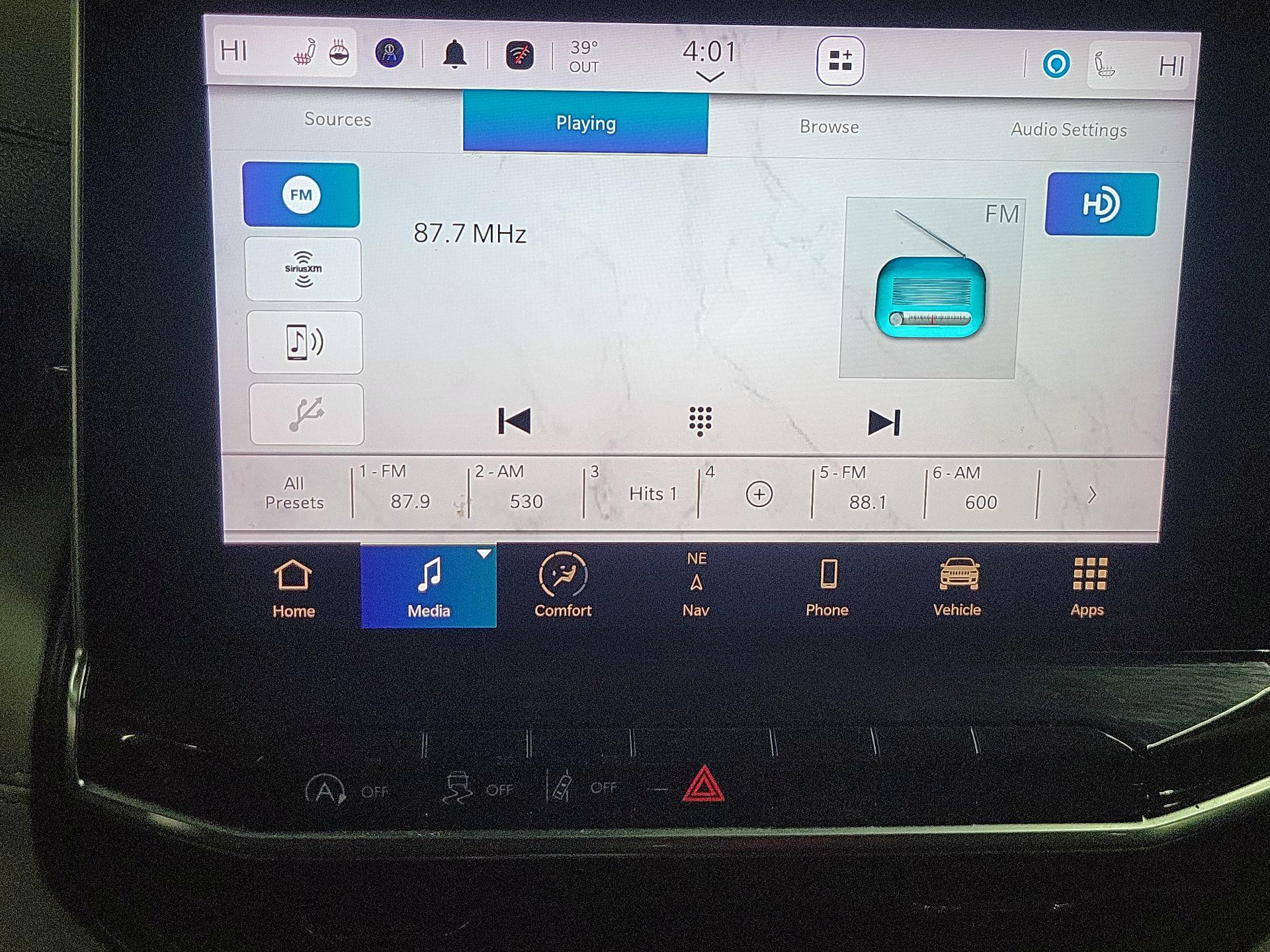 Thumbnail: 2022 Jeep Compass - 16