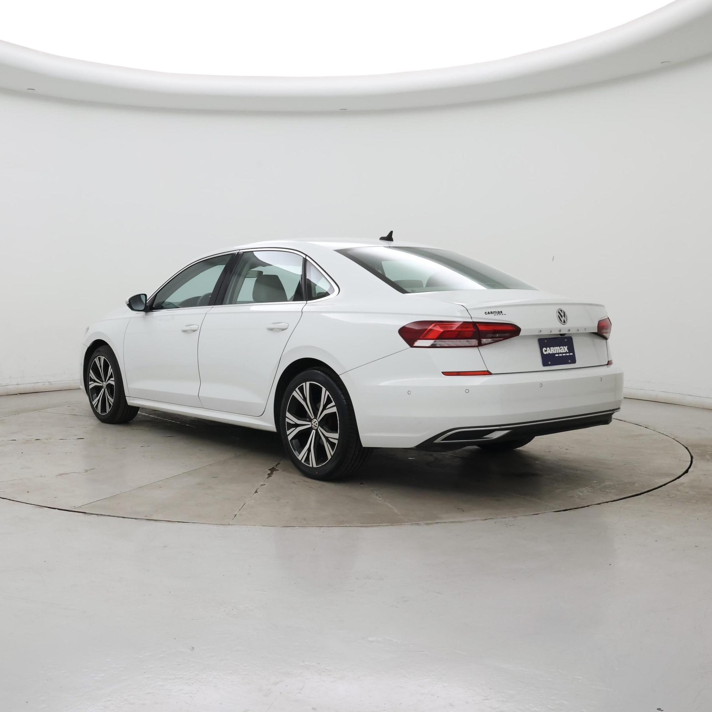 Thumbnail: 2020 Volkswagen Passat - 2