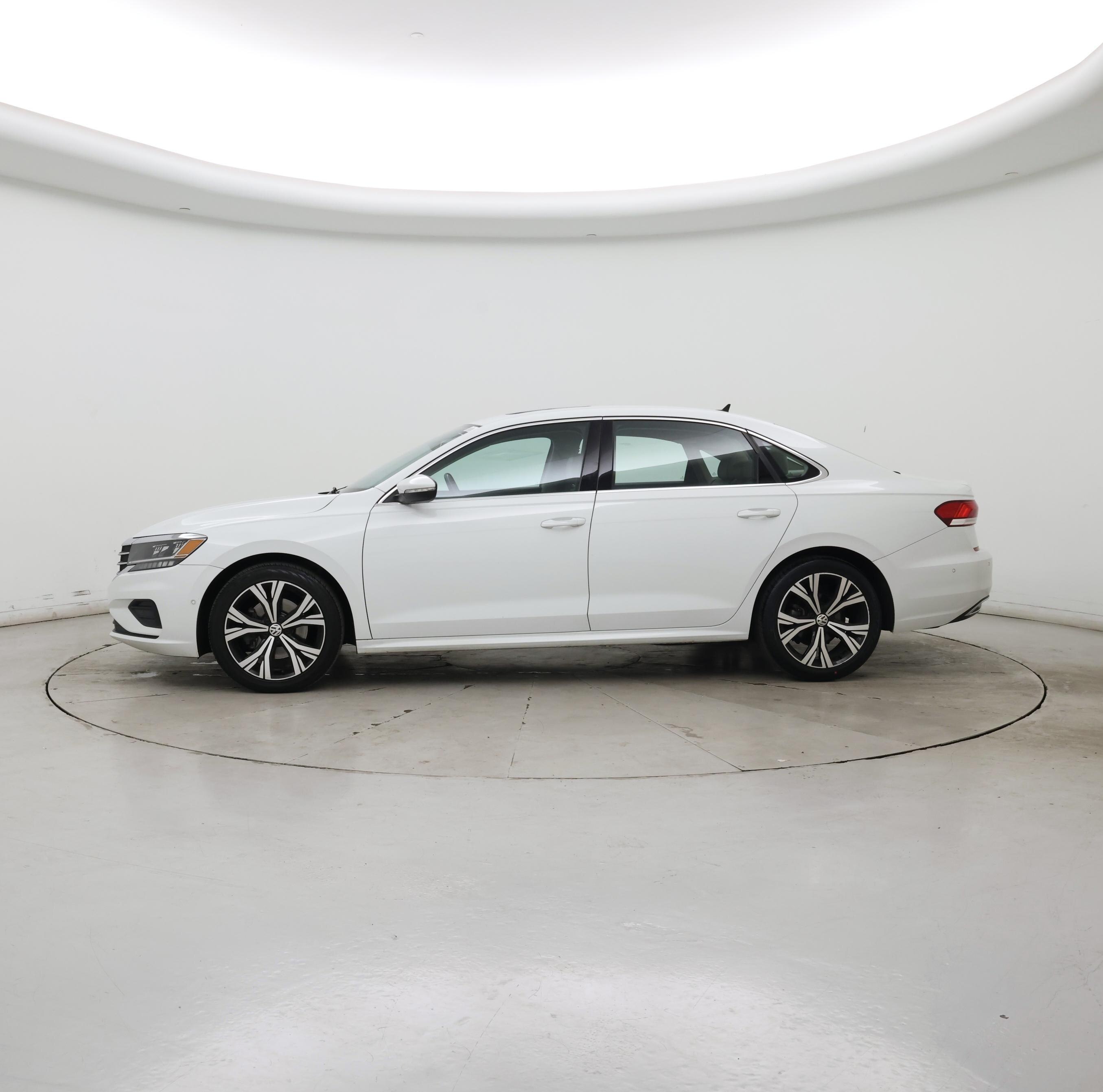 Thumbnail: 2020 Volkswagen Passat - 3