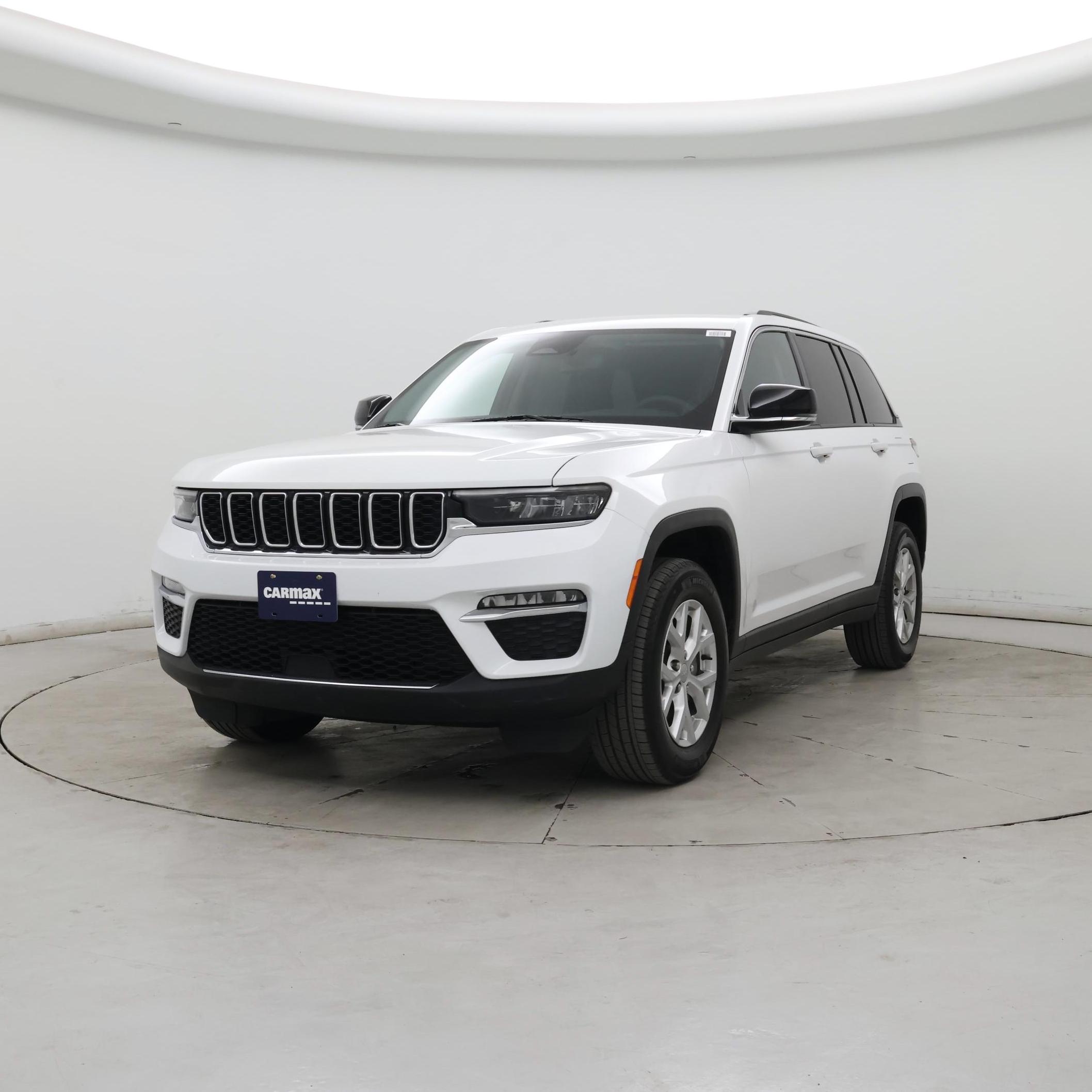 Thumbnail: 2023 Jeep Grand Cherokee - 4