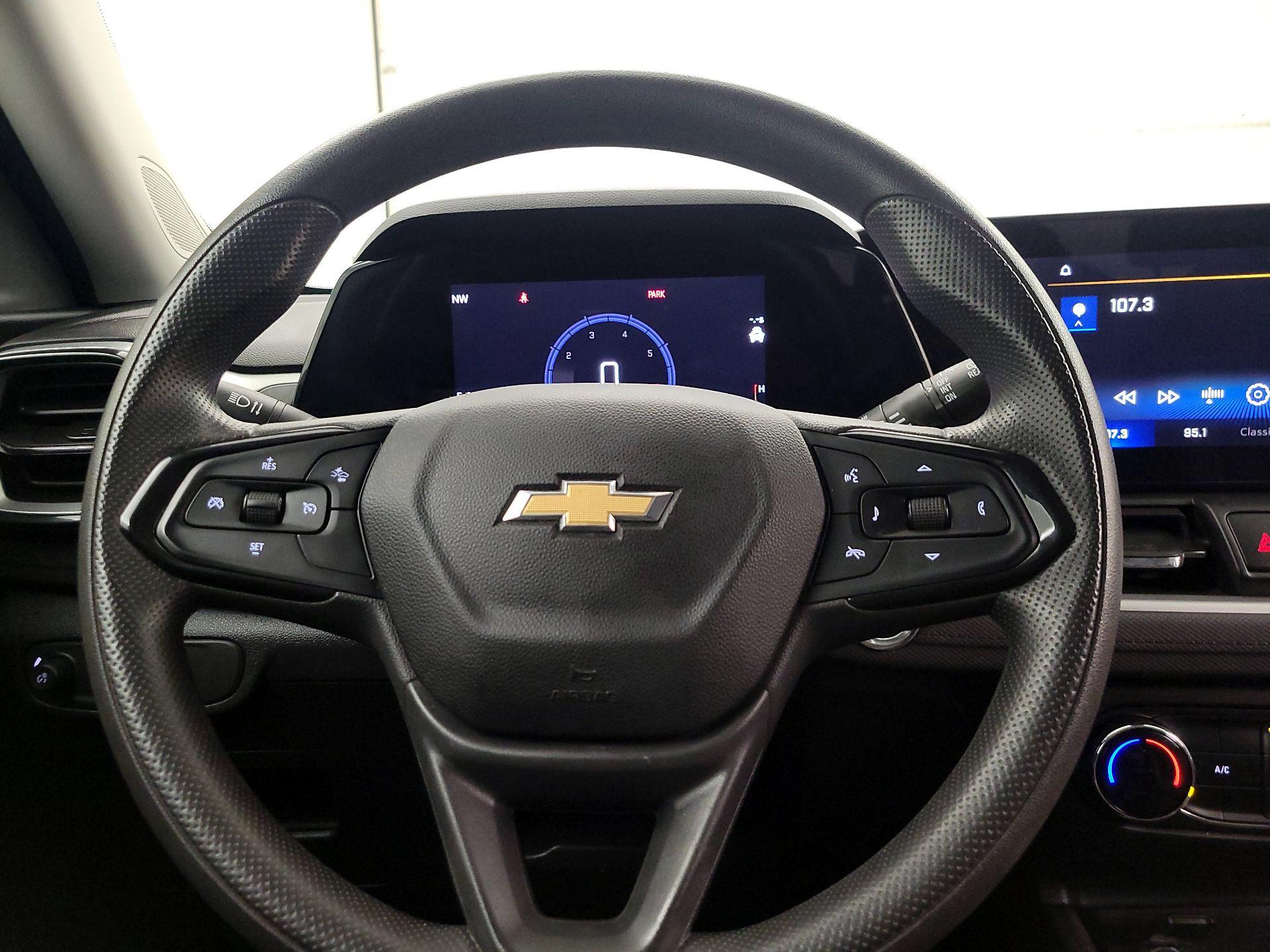 Thumbnail: 2024 Chevrolet TrailBlazer - 10