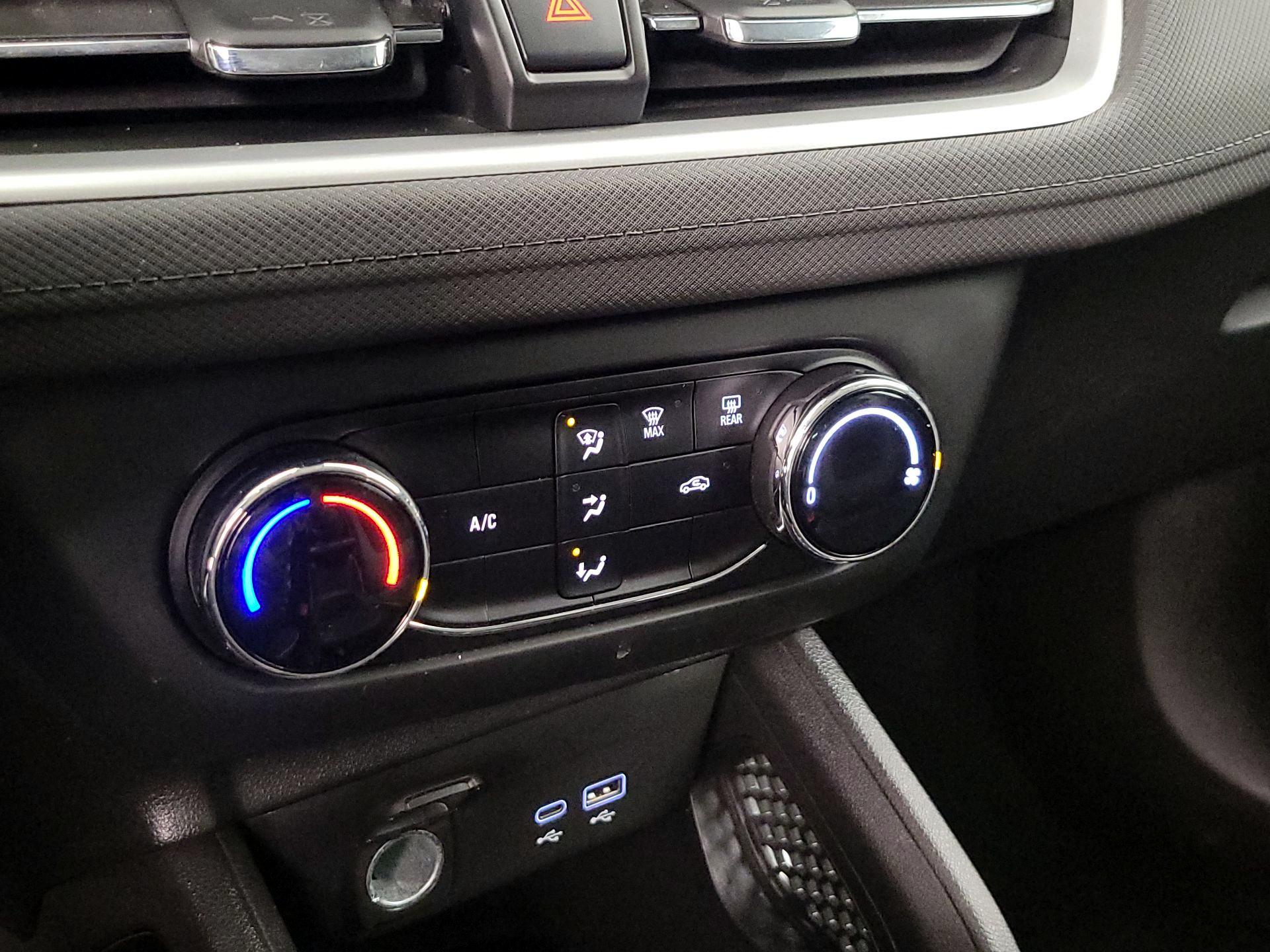 Thumbnail: 2024 Chevrolet TrailBlazer - 16