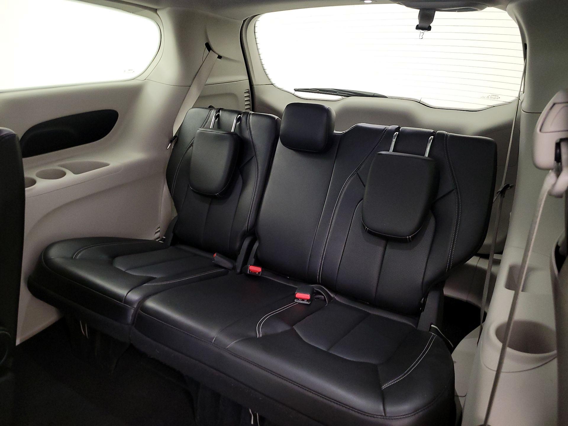 Thumbnail: 2024 Chrysler Pacifica - 20