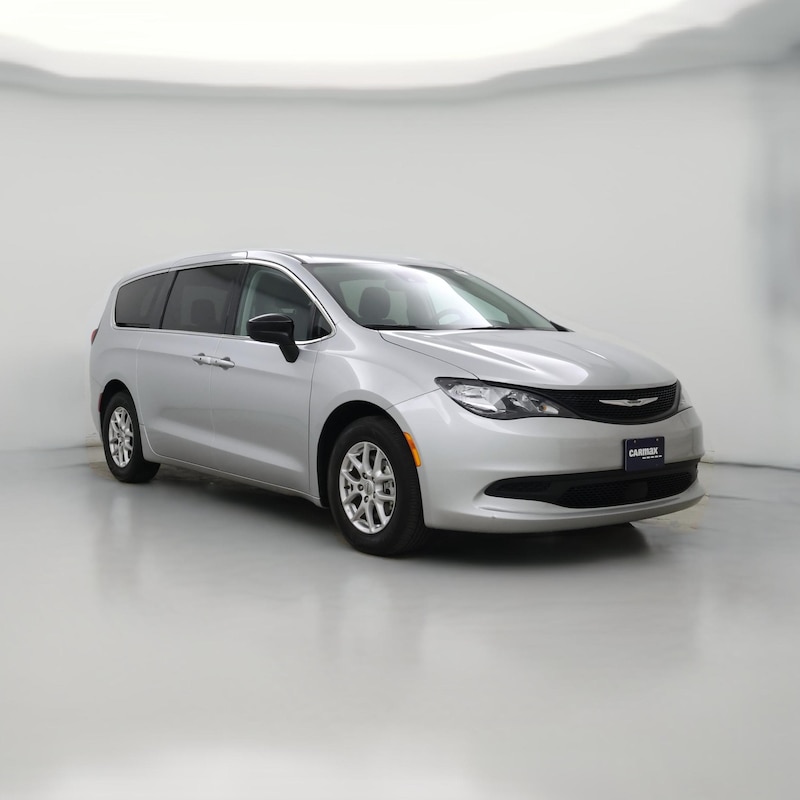 2024 Chrysler Voyager LX