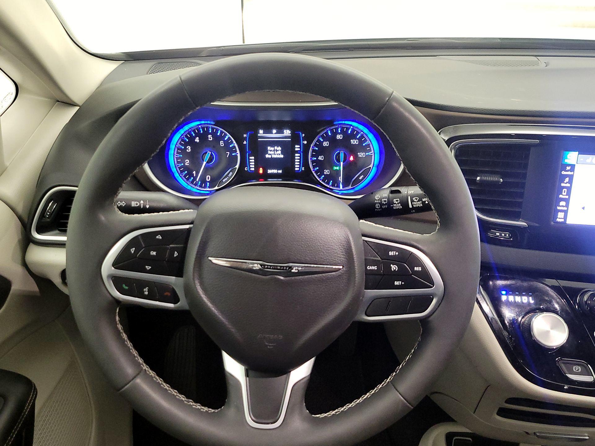 Thumbnail: 2024 Chrysler Voyager - 10