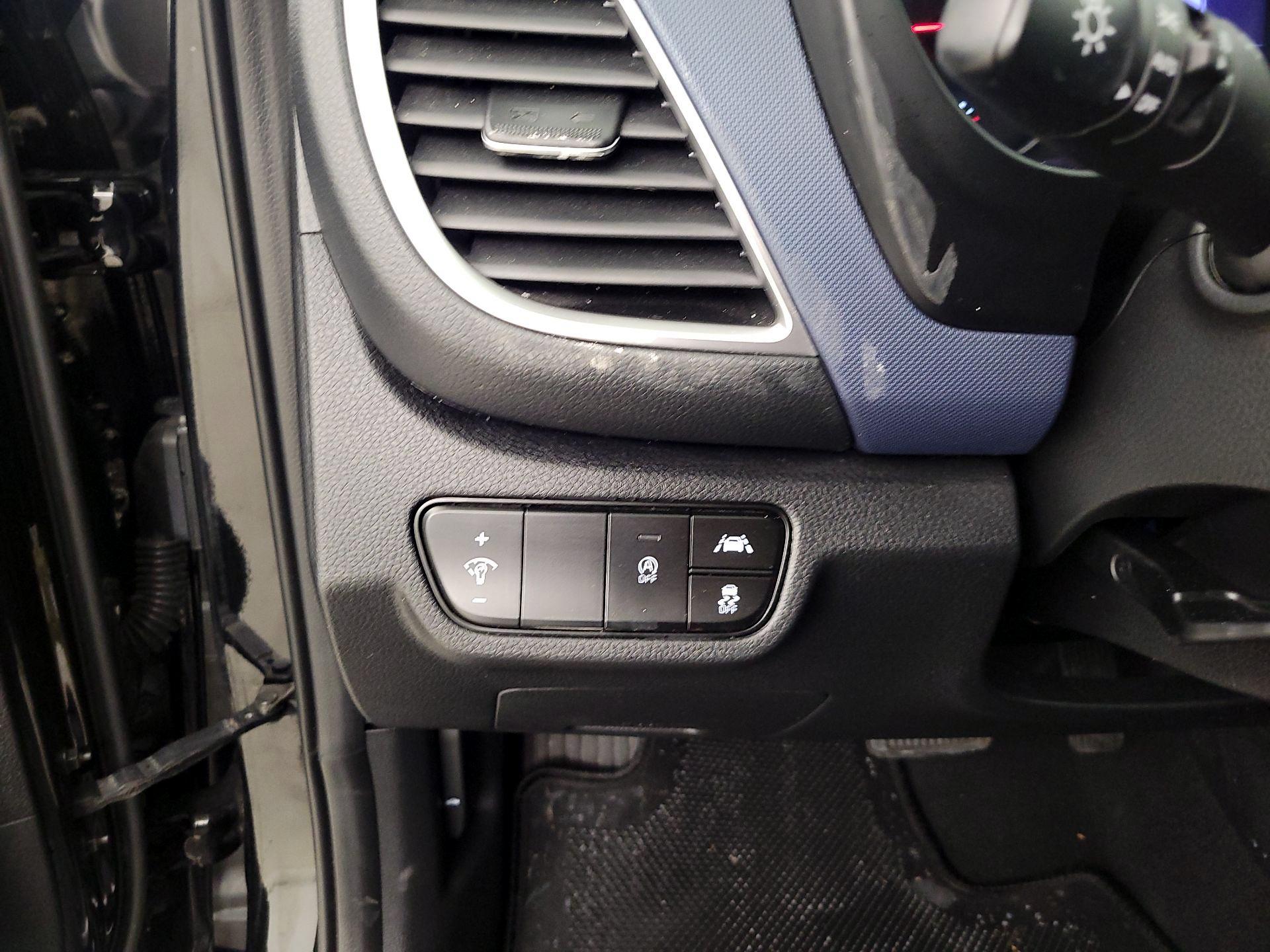 Thumbnail: 2021 Kia Seltos - 13