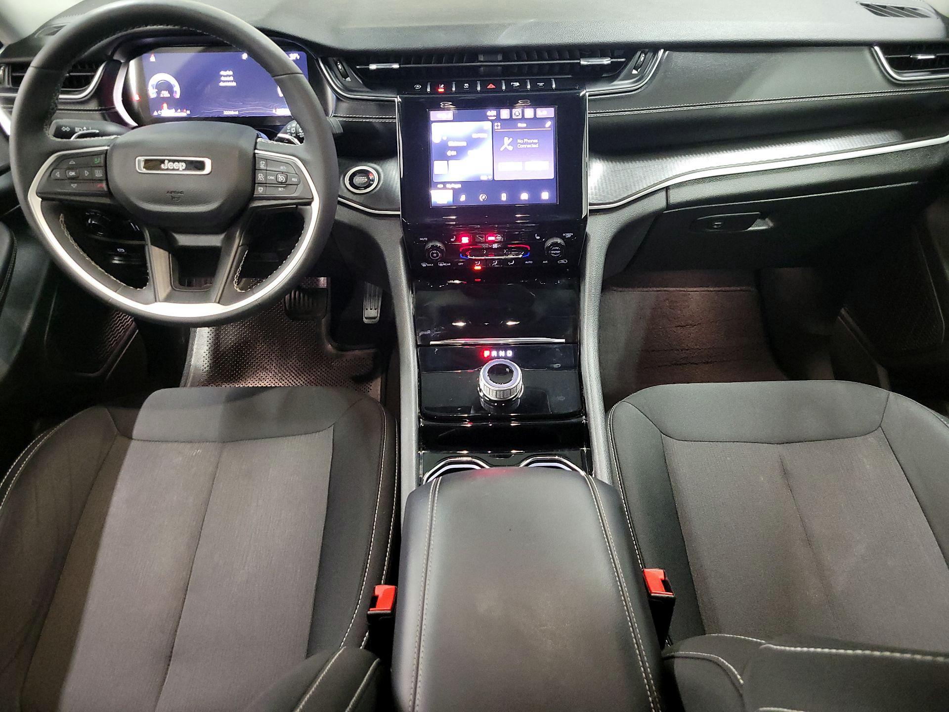 Thumbnail: 2023 Jeep Grand Cherokee - 9