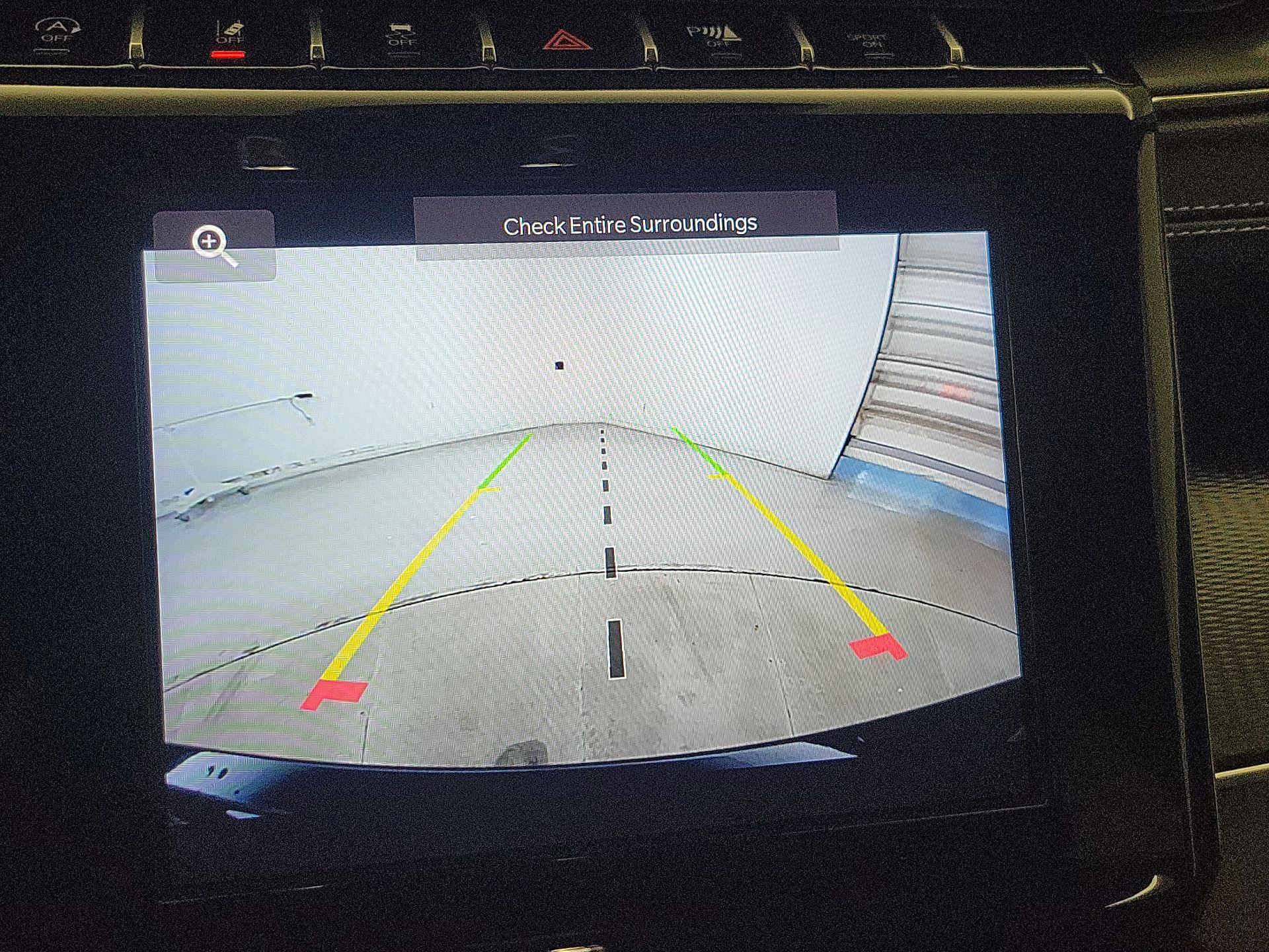 Thumbnail: 2023 Jeep Grand Cherokee - 14