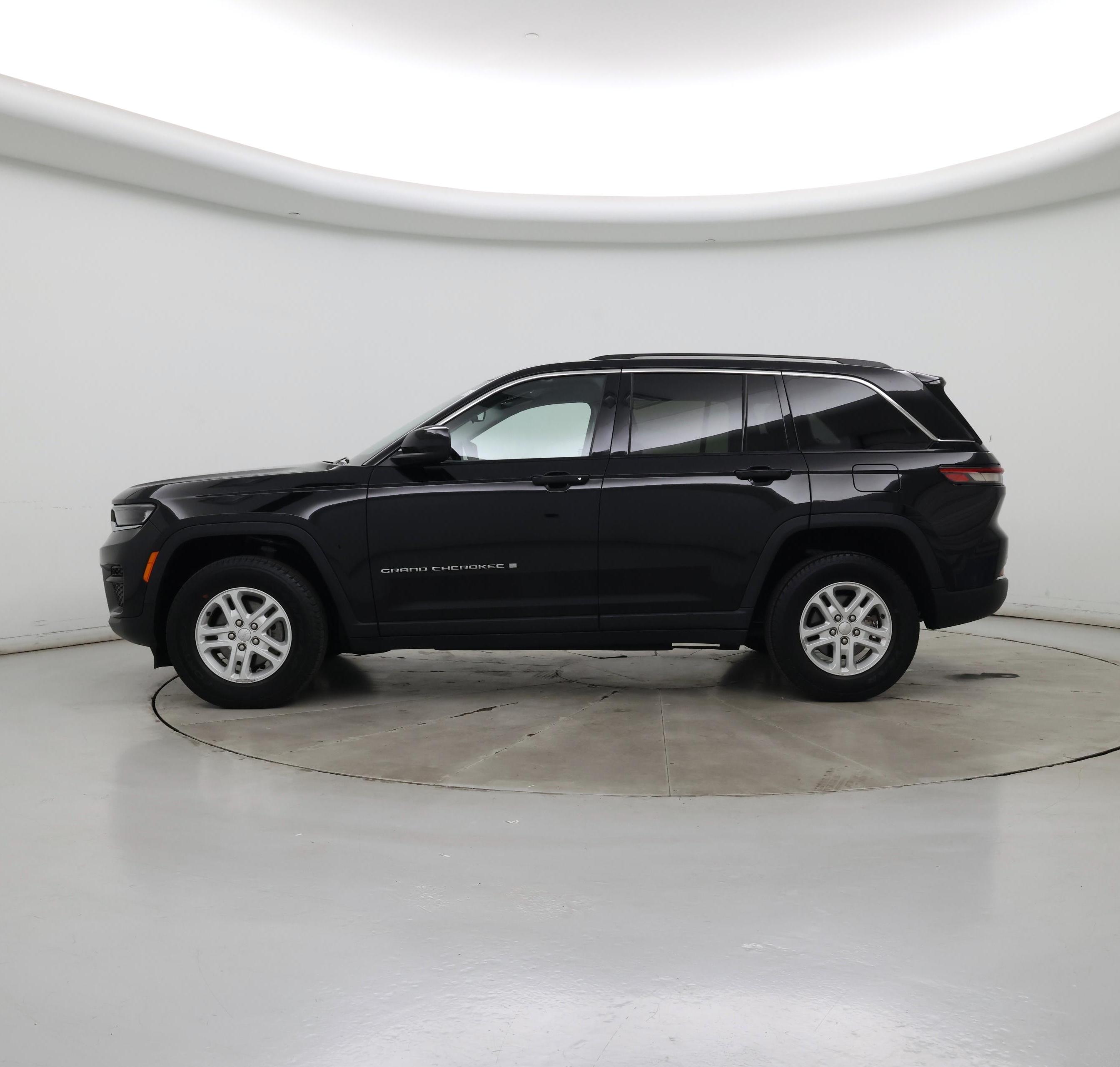 Thumbnail: 2023 Jeep Grand Cherokee - 3