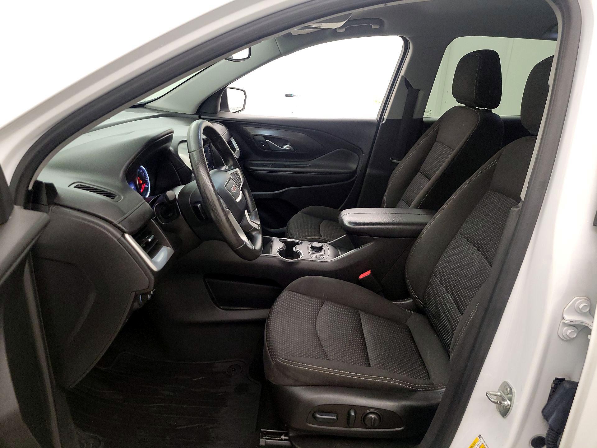 Thumbnail: 2022 GMC Terrain - 11