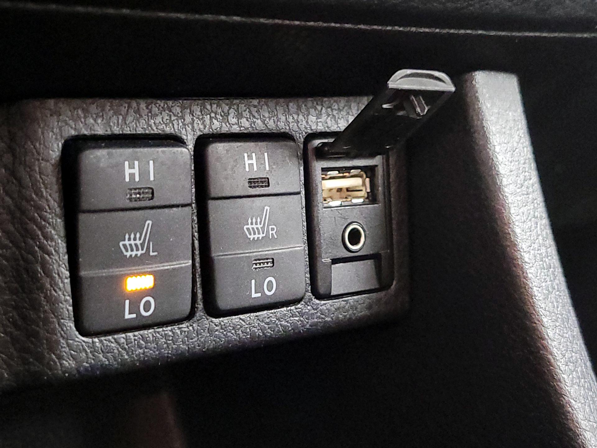 Thumbnail: 2015 Toyota Corolla - 19