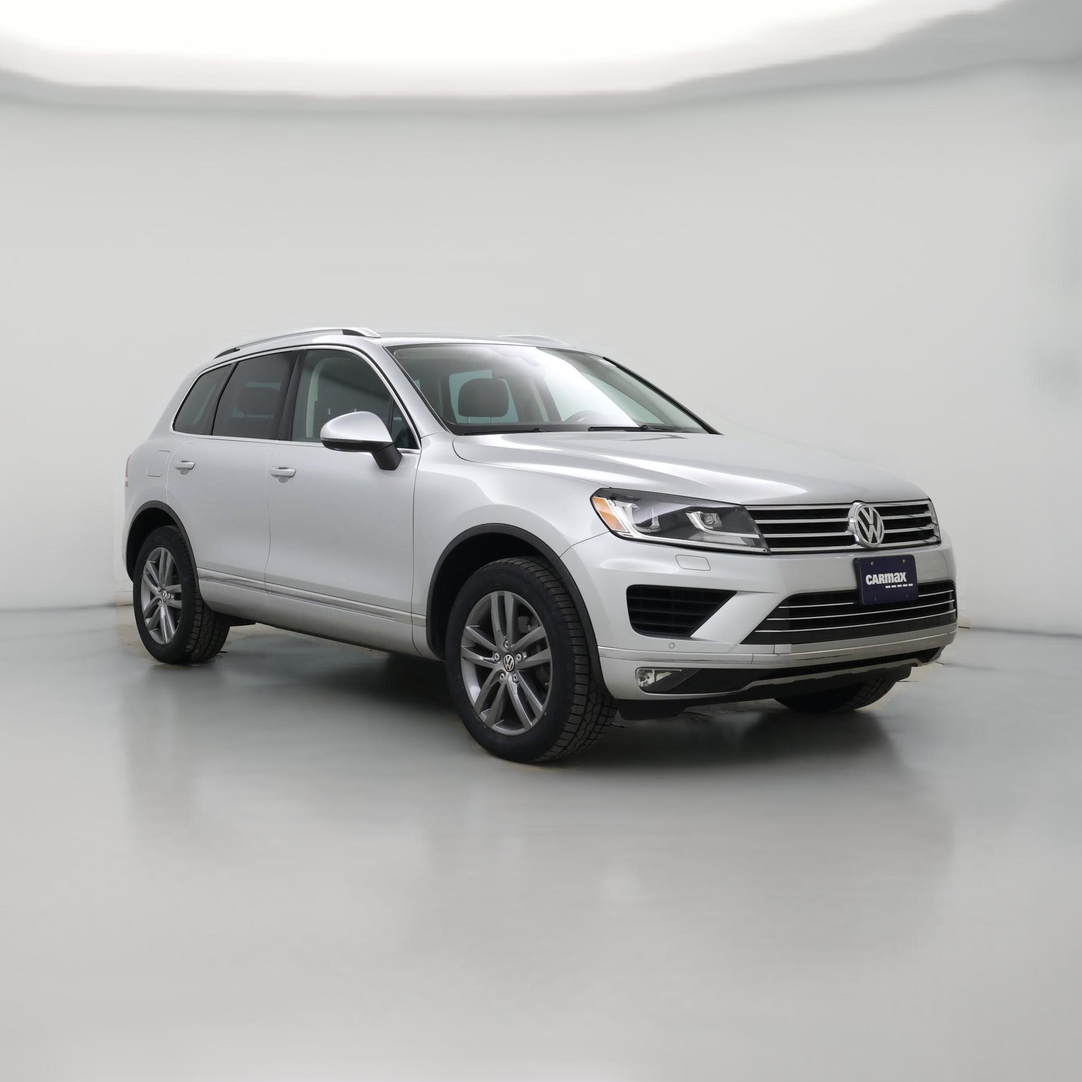 Thumbnail: 2015 Volkswagen Touareg - 1