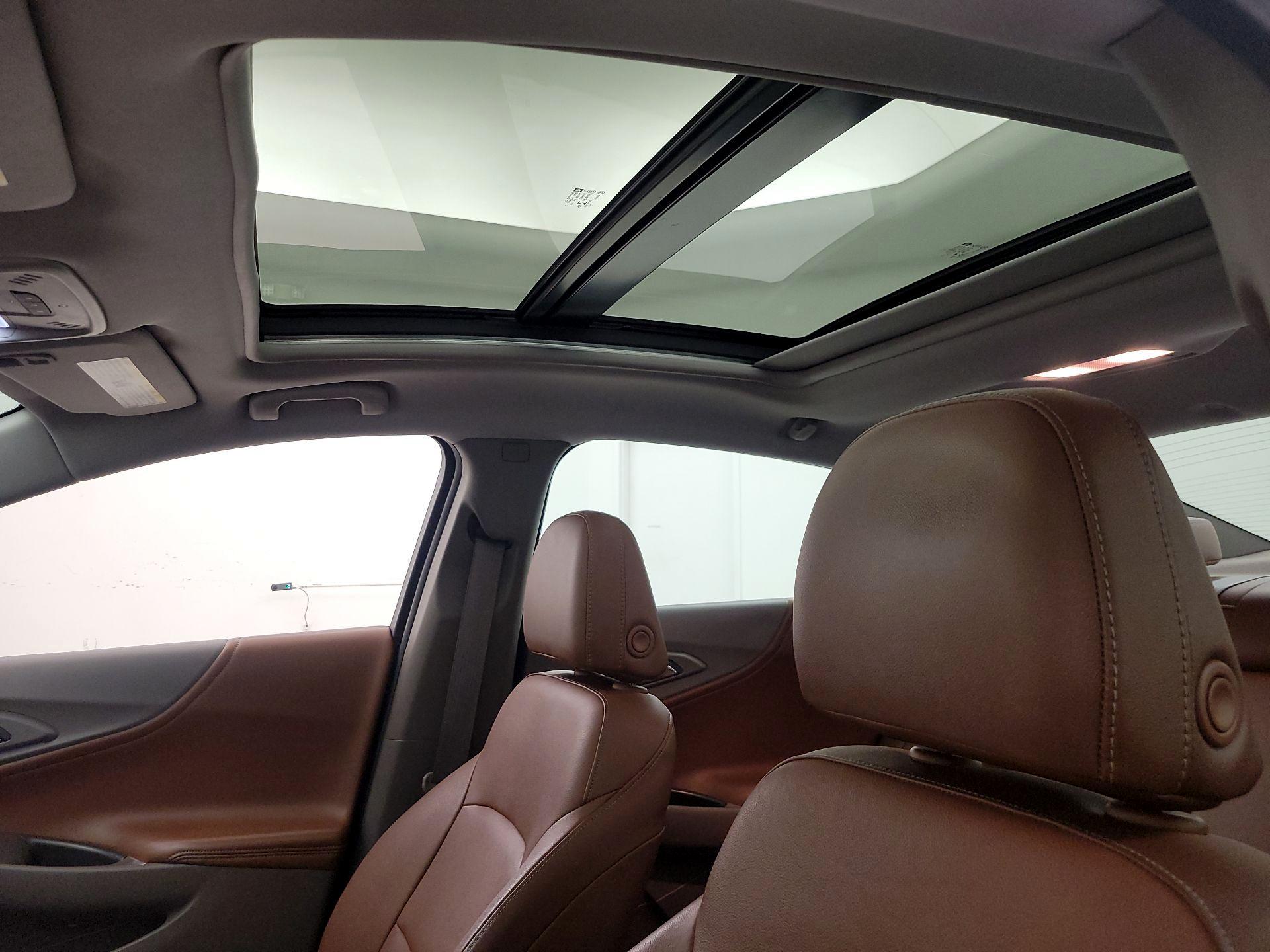 Thumbnail: 2016 Chevrolet Malibu - 19