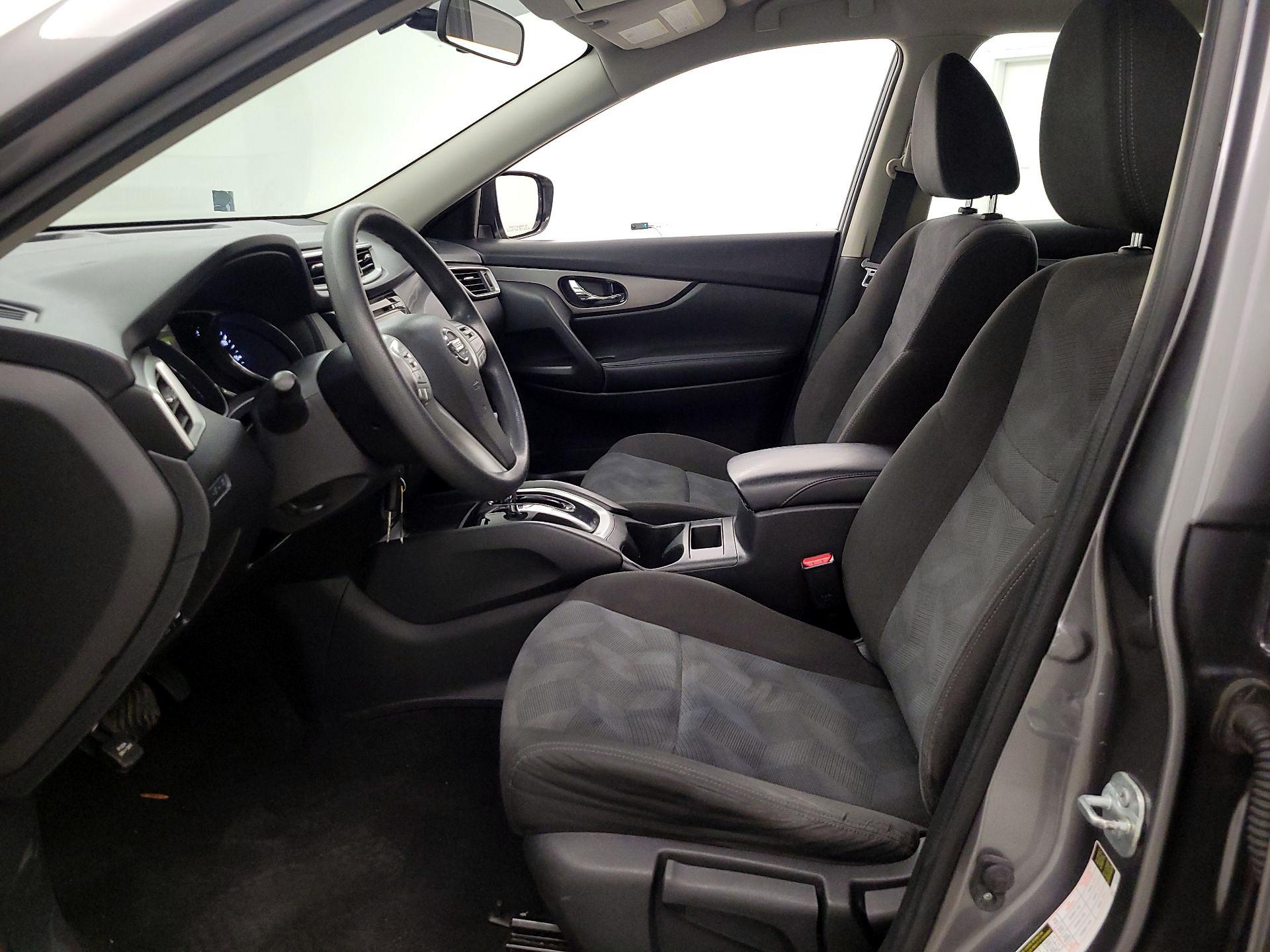 Thumbnail: 2016 Nissan Rogue - 11