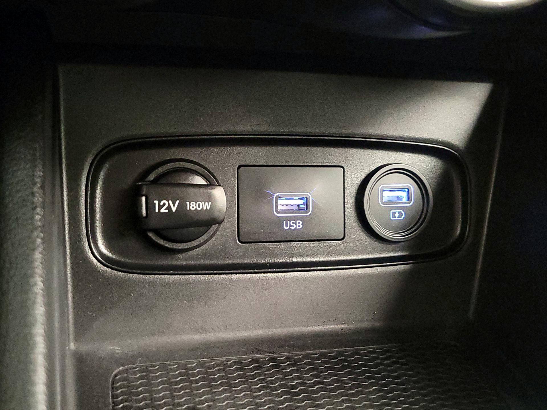 Thumbnail: 2020 Hyundai Venue - 18