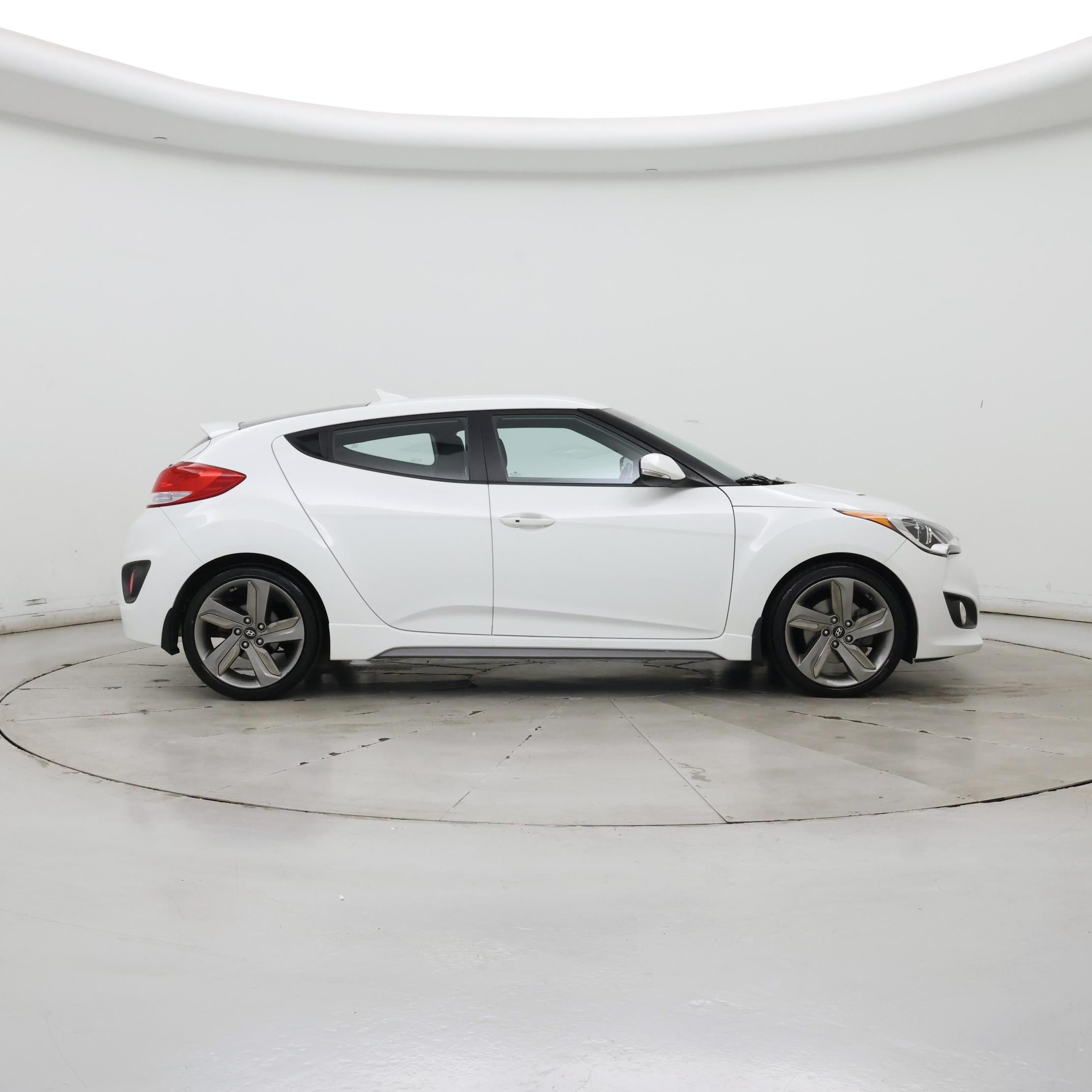 Thumbnail: 2015 Hyundai Veloster - 7