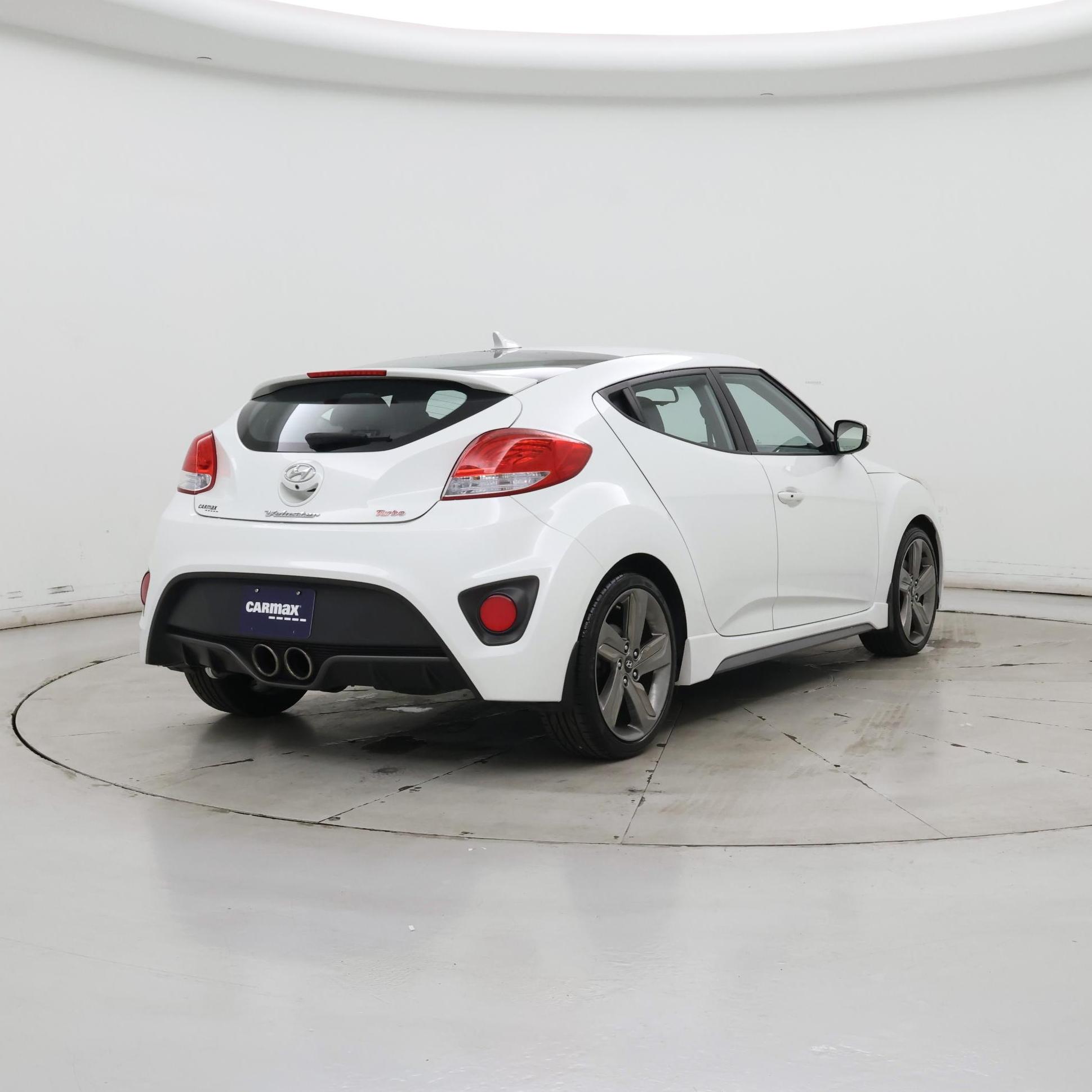 Thumbnail: 2015 Hyundai Veloster - 8