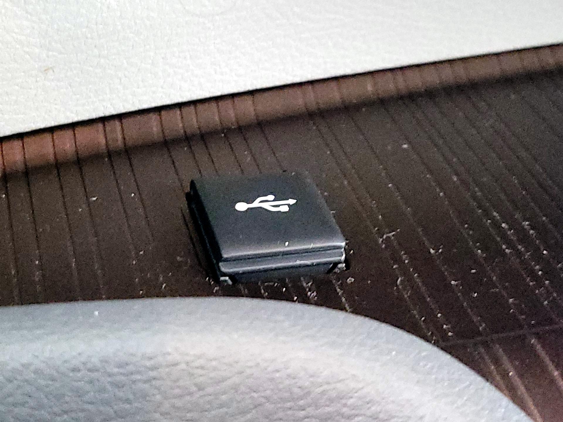 Thumbnail: 2024 Toyota Sienna - 18