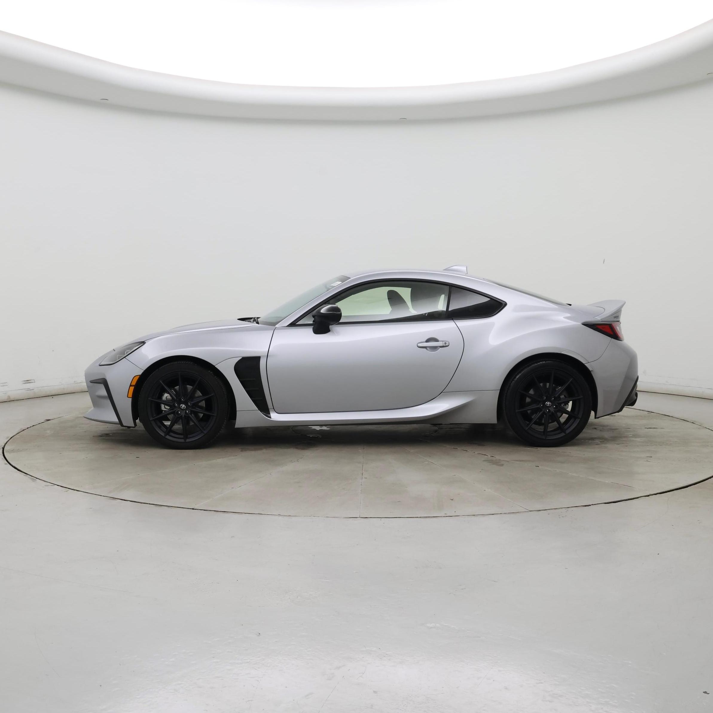 Thumbnail: 2023 Toyota GR86 - 3