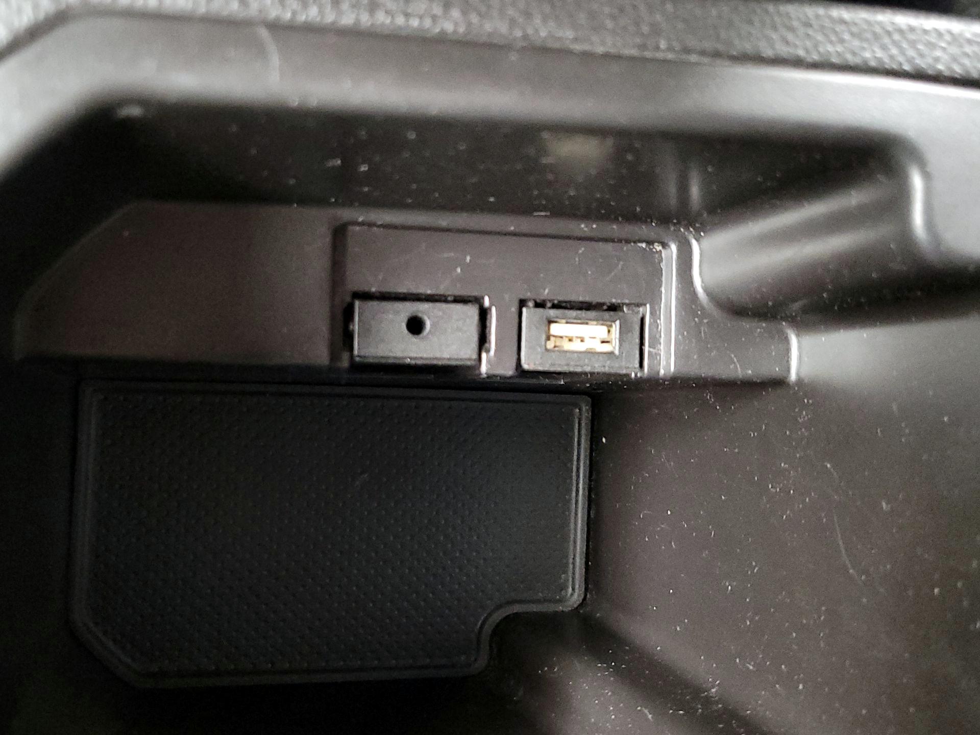 Thumbnail: 2015 Chevrolet Cruze - 17