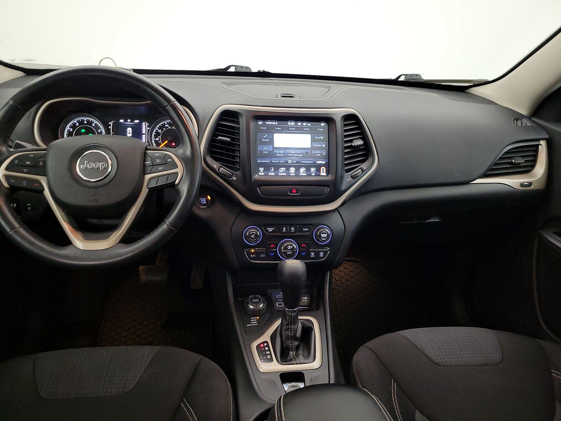 Thumbnail: 2015 Jeep Cherokee - 9