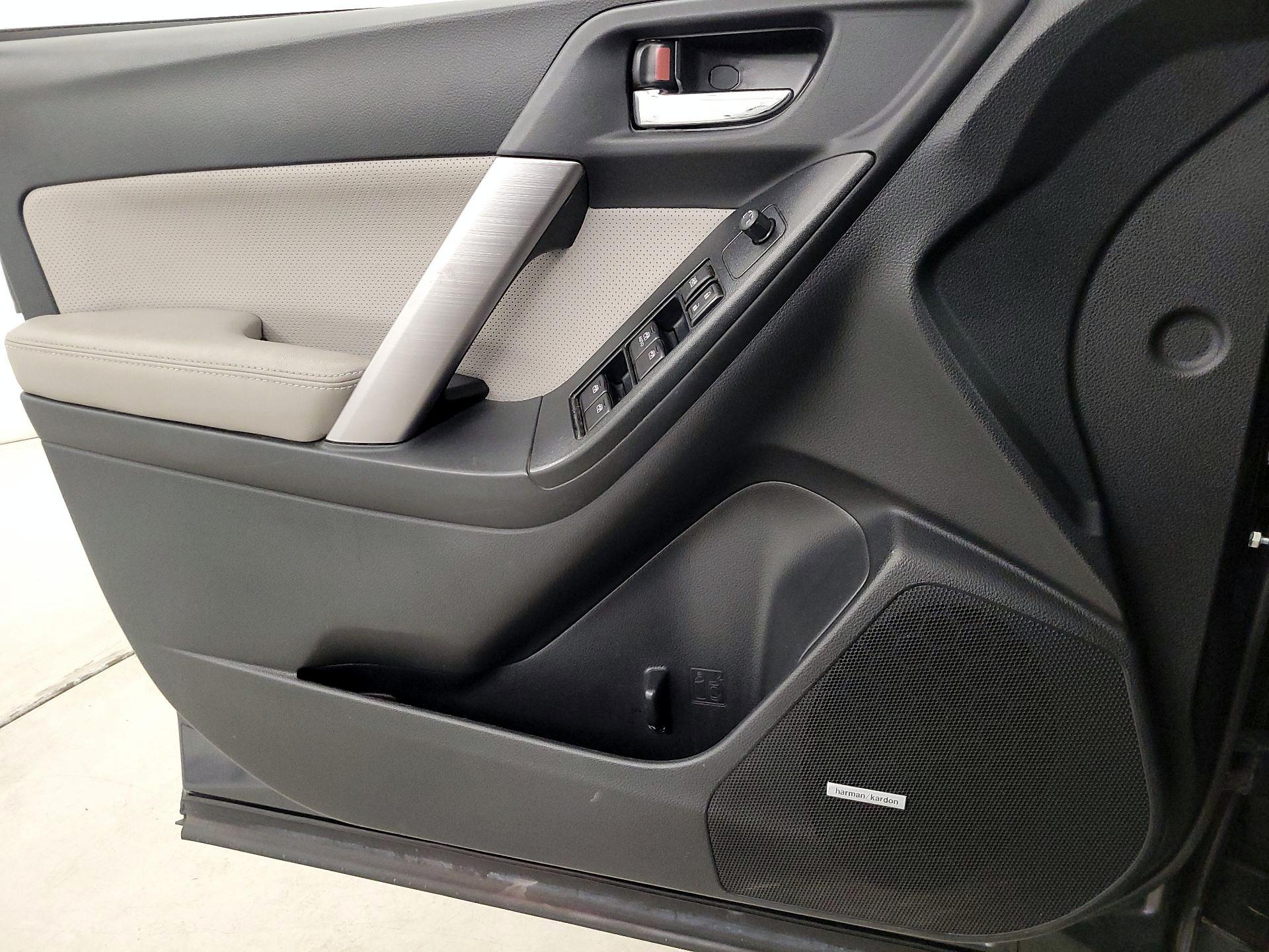 Thumbnail: 2016 Subaru Forester - 12