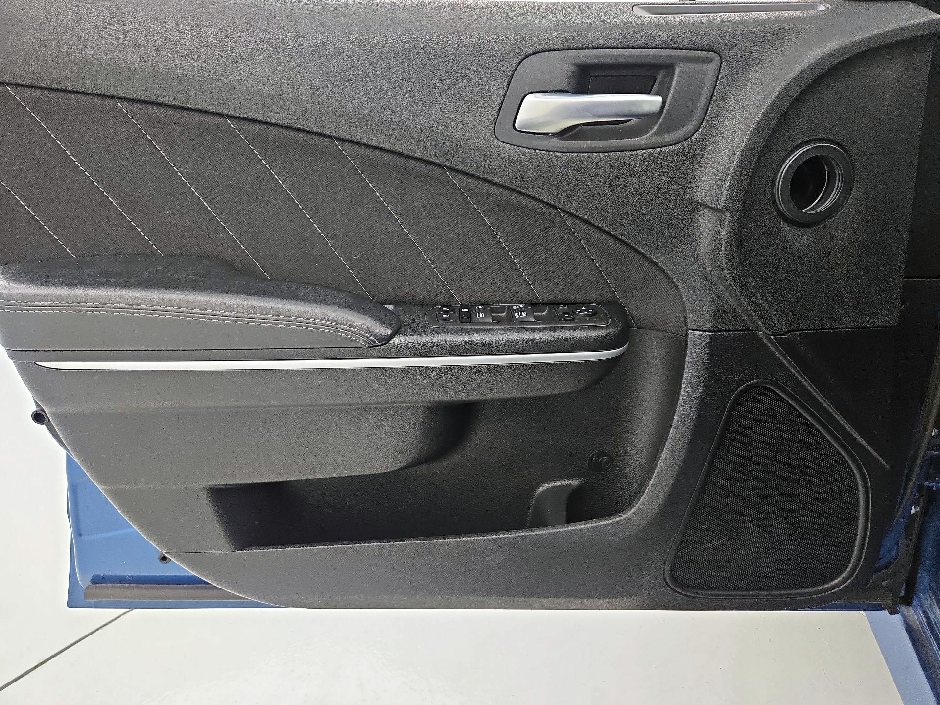 Thumbnail: 2023 Dodge Charger - 12