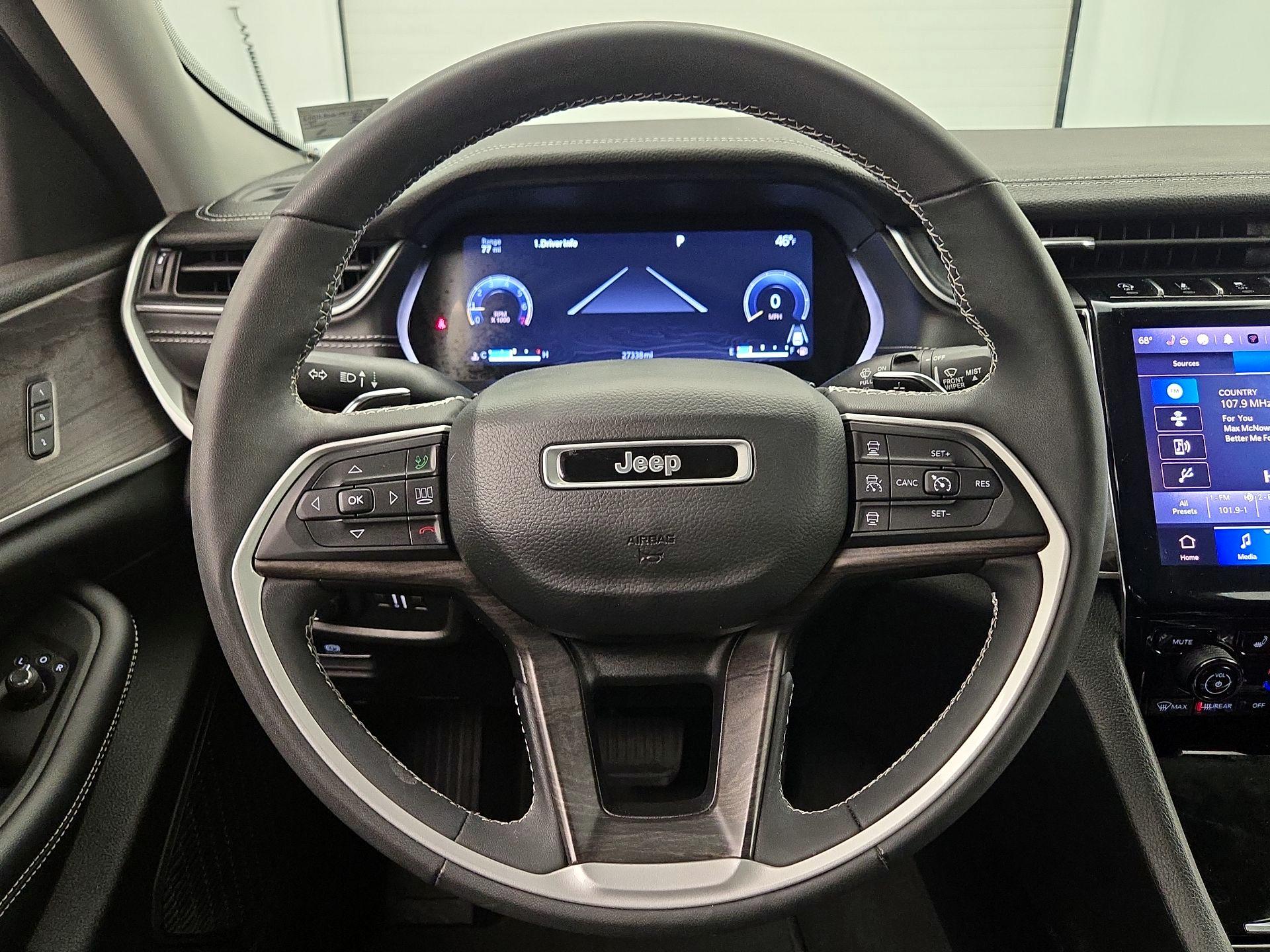 Thumbnail: 2023 Jeep Grand Cherokee L - 10