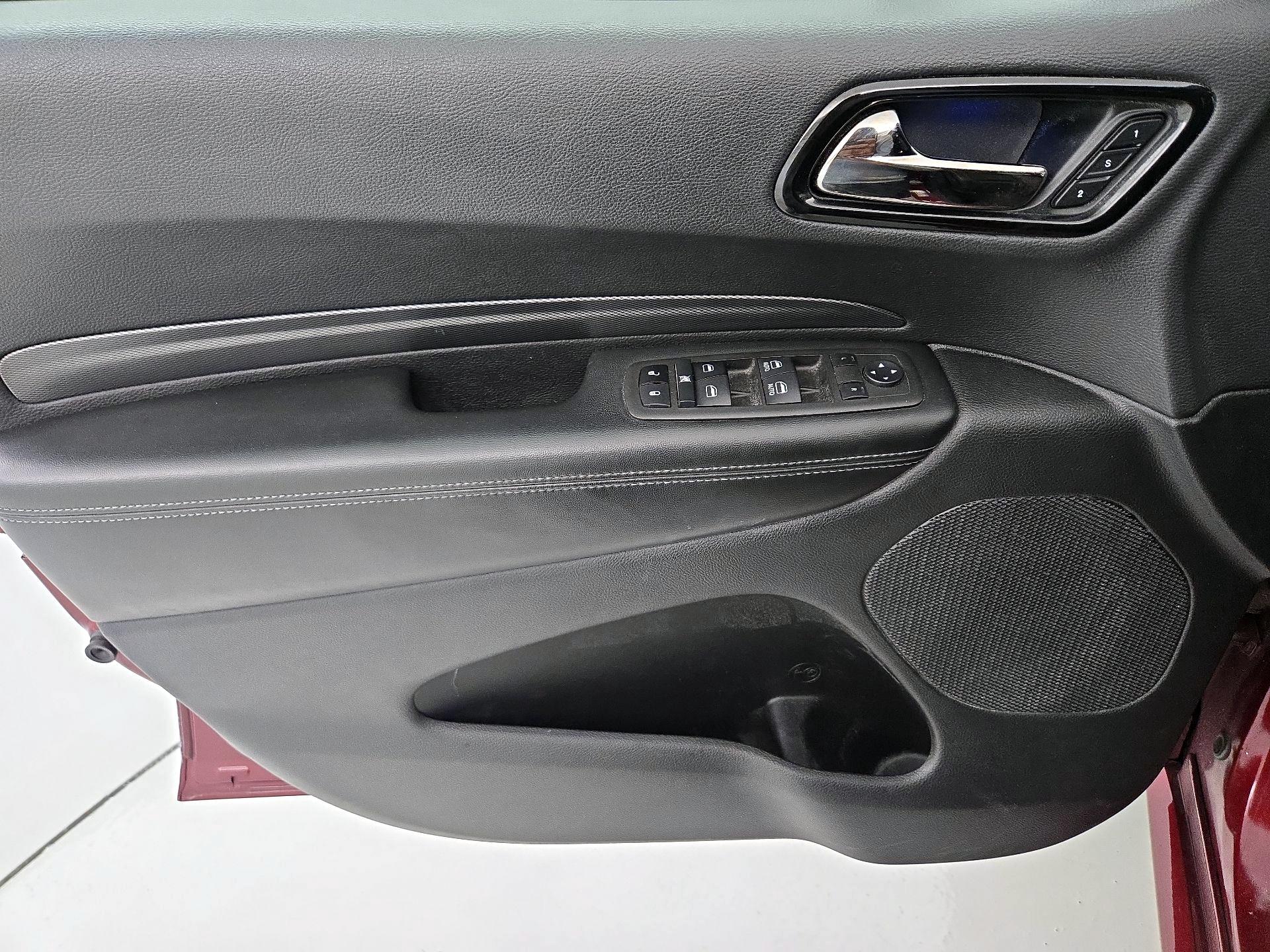 Thumbnail: 2022 Dodge Durango - 12