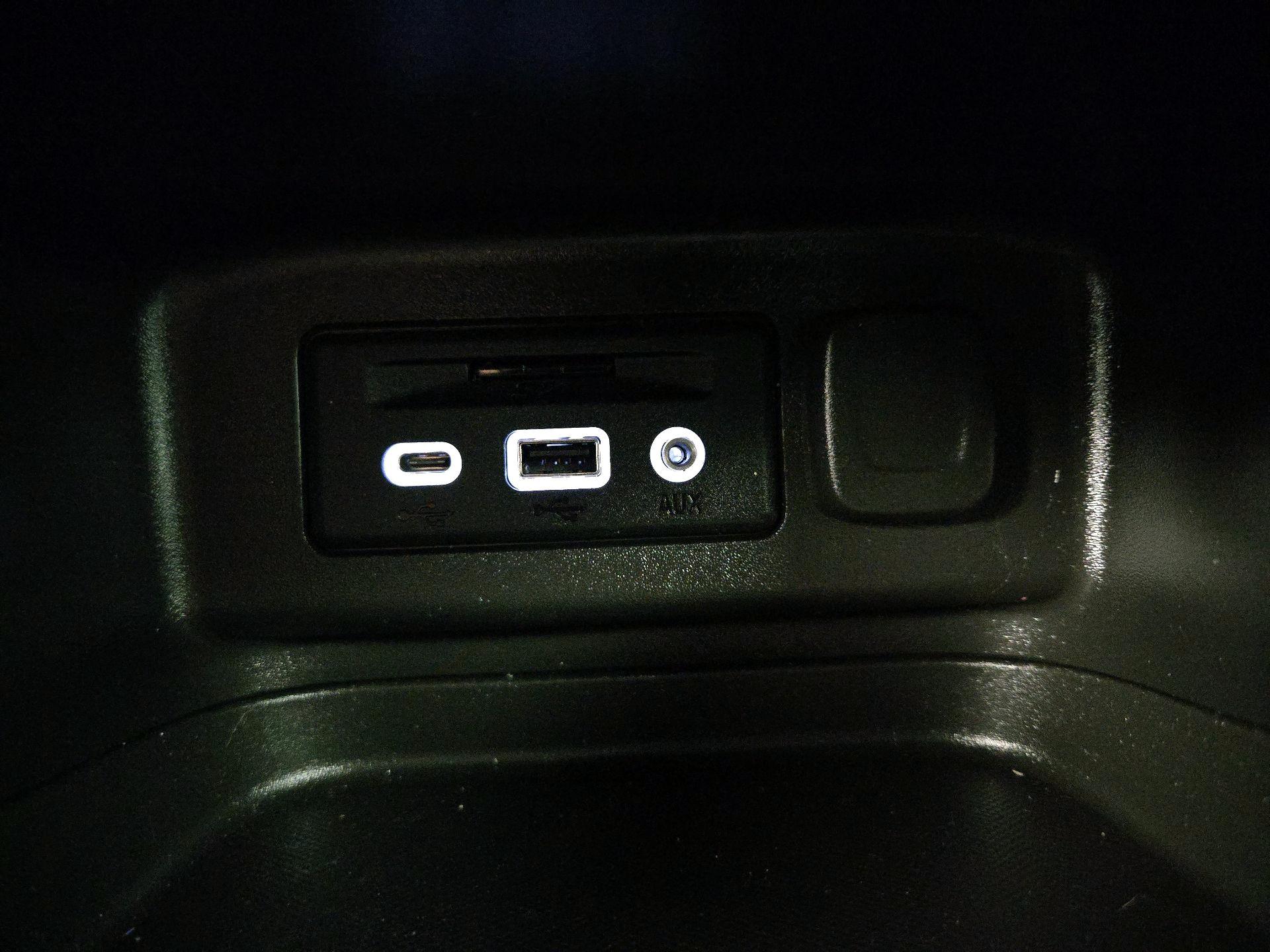 Thumbnail: 2022 Chevrolet Equinox - 19