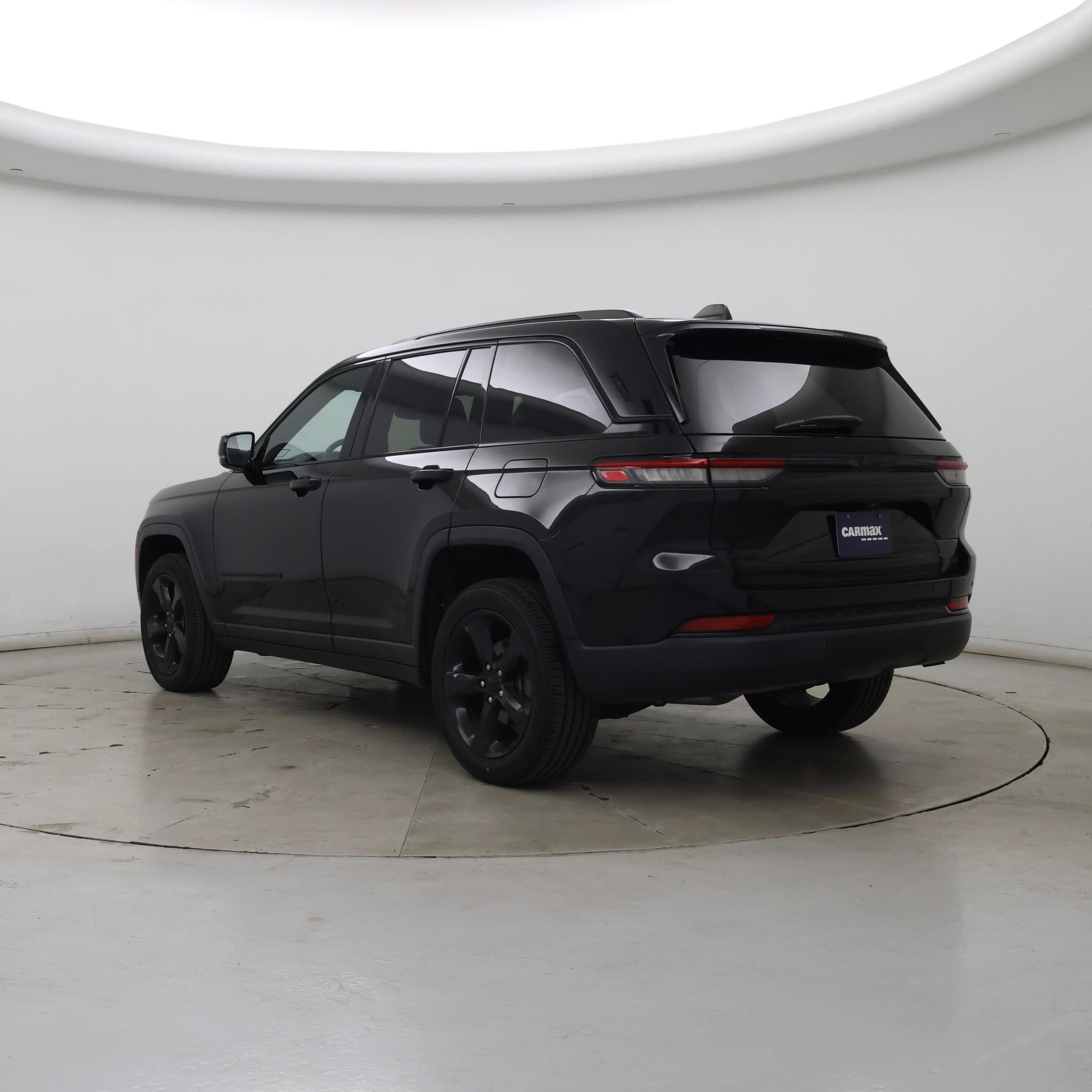 Thumbnail: 2023 Jeep Grand Cherokee - 2