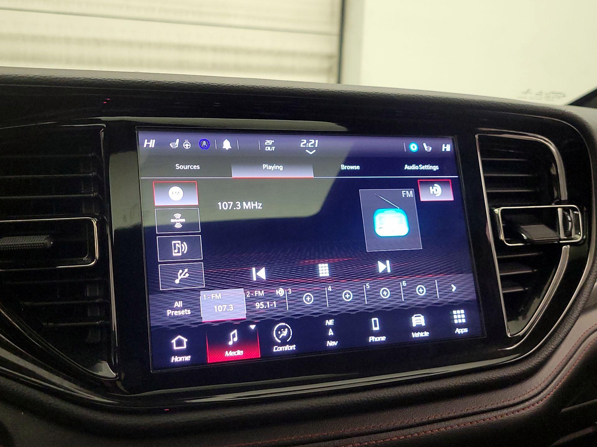 Thumbnail: 2022 Dodge Durango - 16