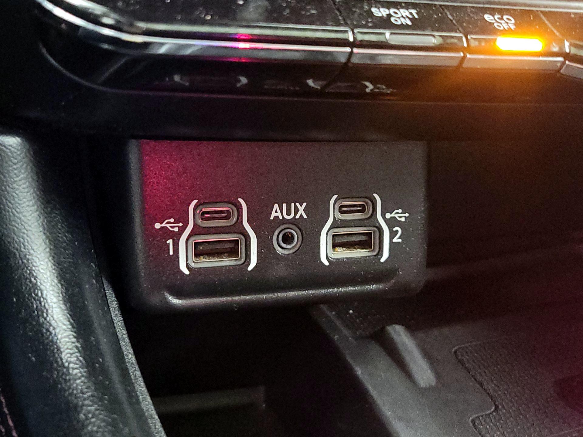 Thumbnail: 2022 Dodge Durango - 19