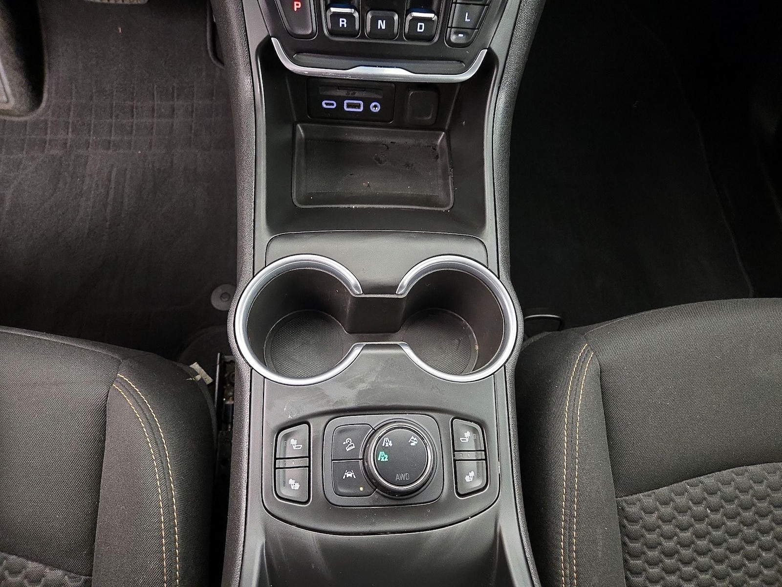 2020 GMC Terrain SLE - Photo 19