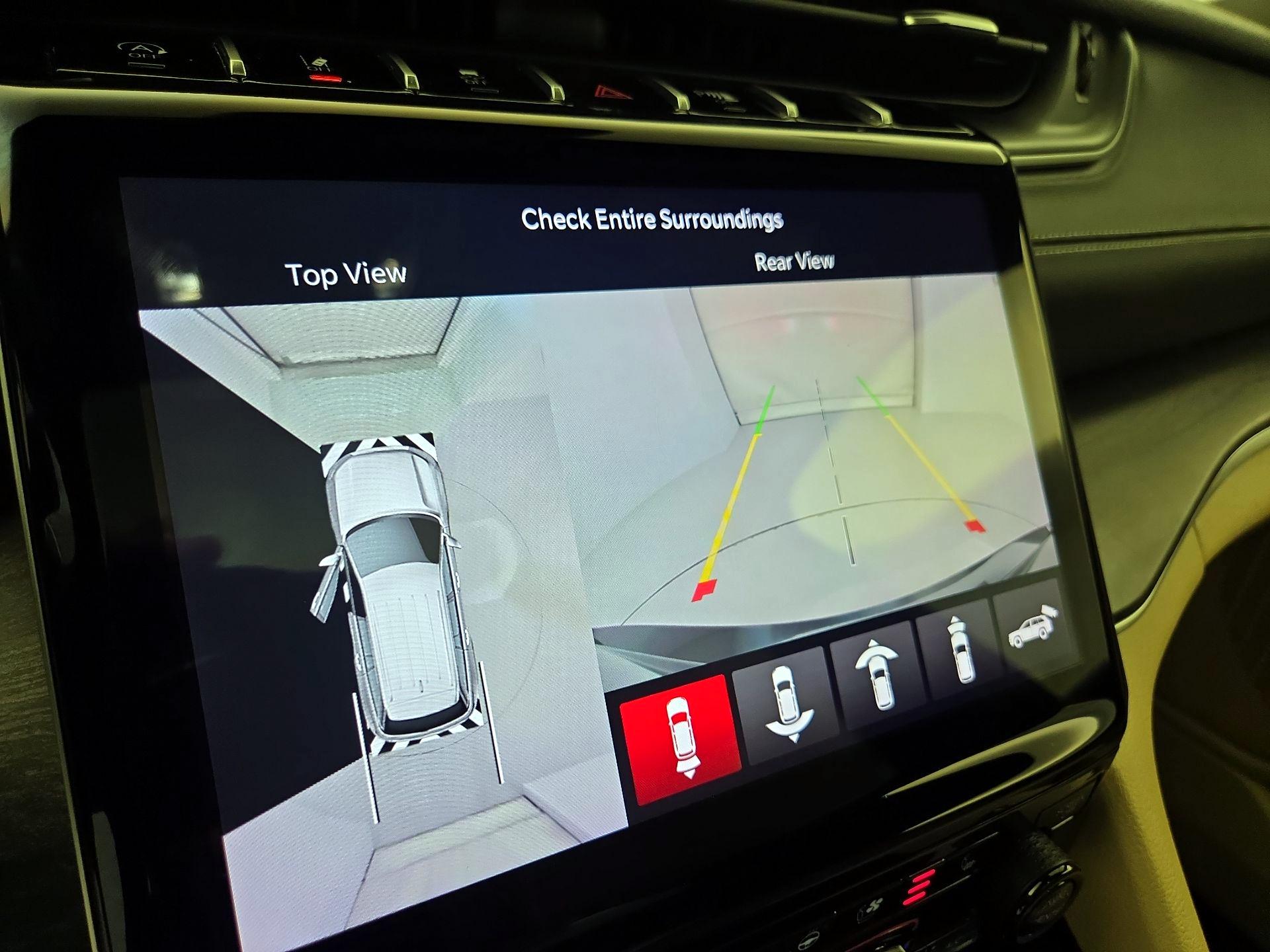 Thumbnail: 2023 Jeep Grand Cherokee - 15