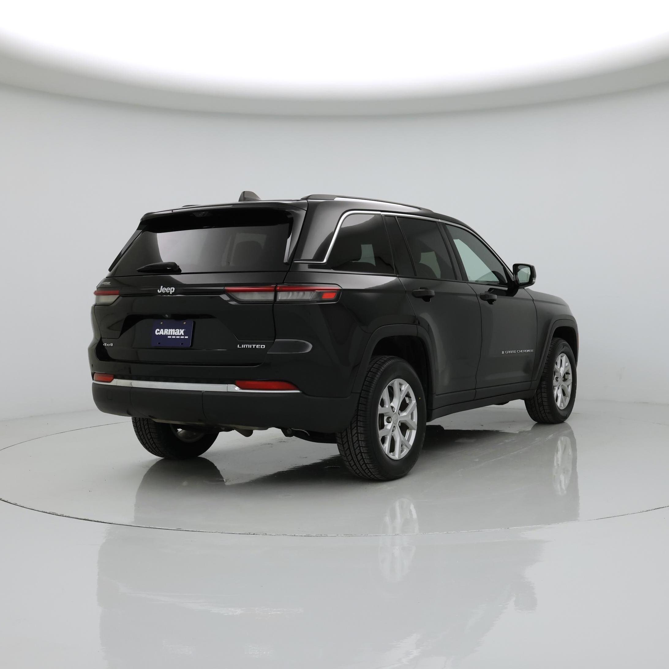 Thumbnail: 2023 Jeep Grand Cherokee - 8