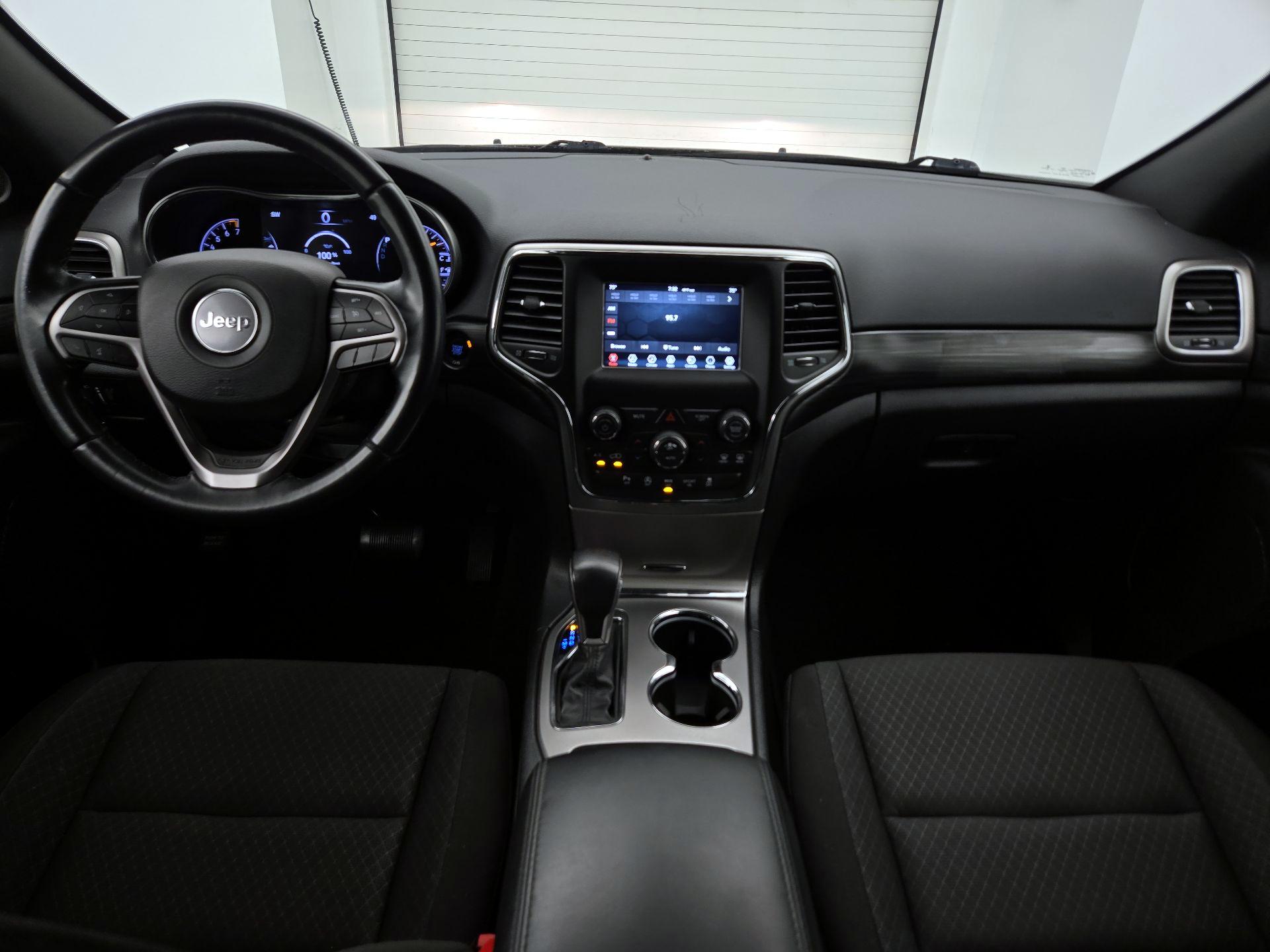 Thumbnail: 2021 Jeep Grand Cherokee - 9