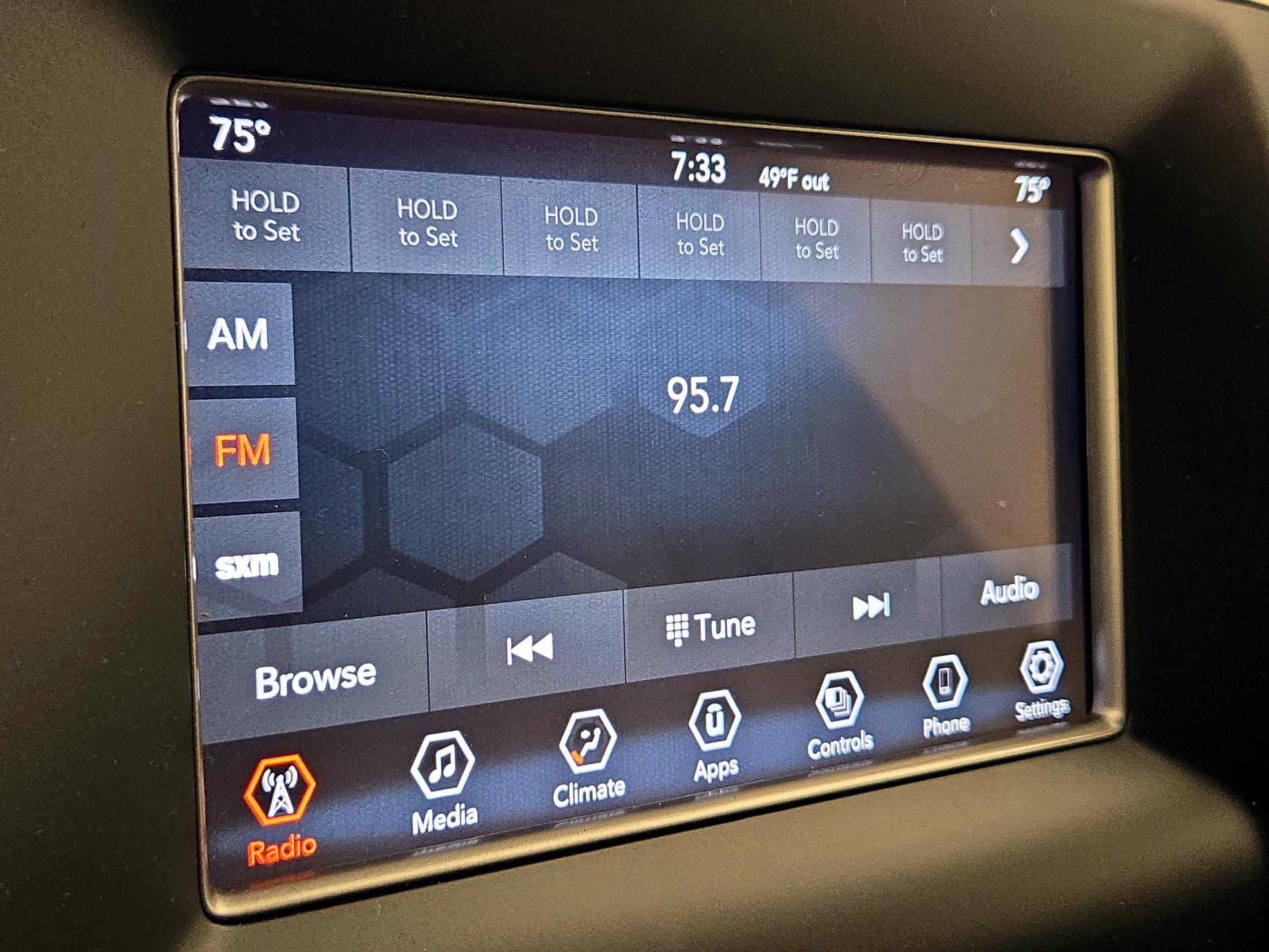 Thumbnail: 2021 Jeep Grand Cherokee - 15