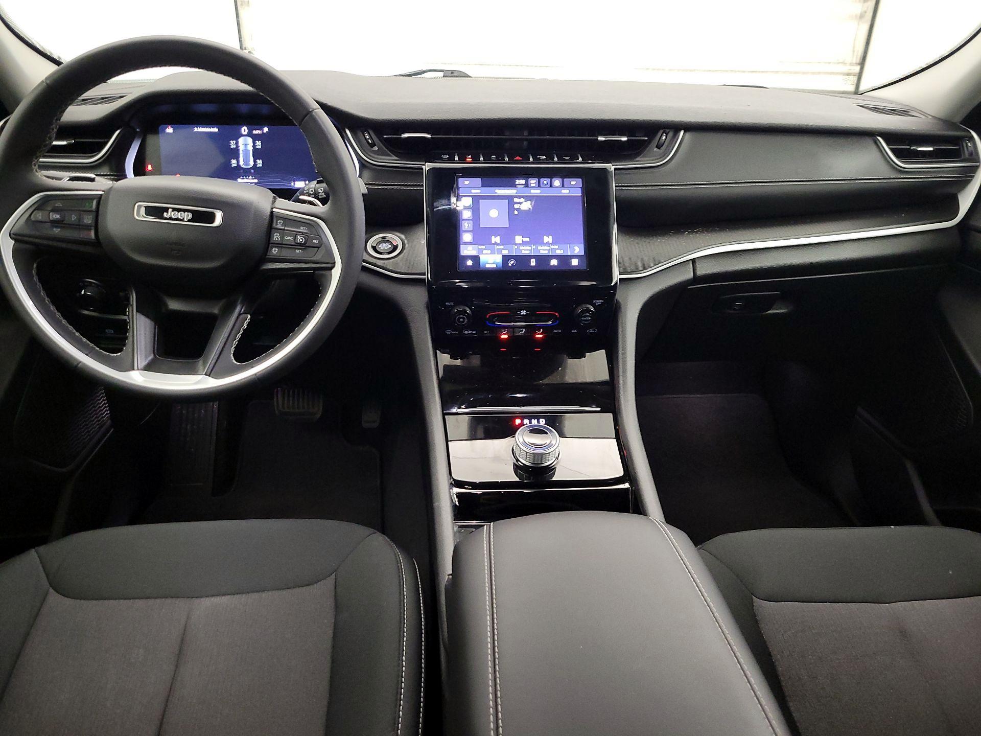 Thumbnail: 2023 Jeep Grand Cherokee - 9