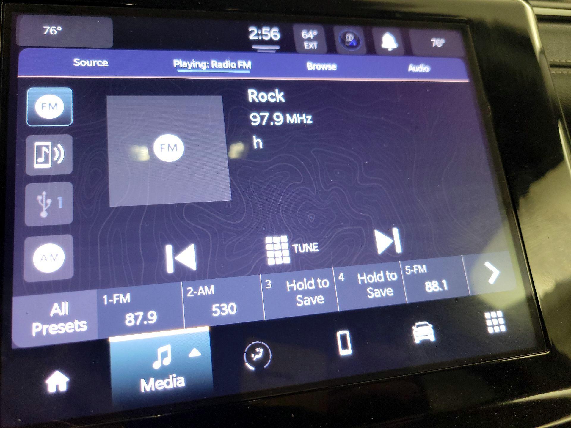 Thumbnail: 2023 Jeep Grand Cherokee - 15