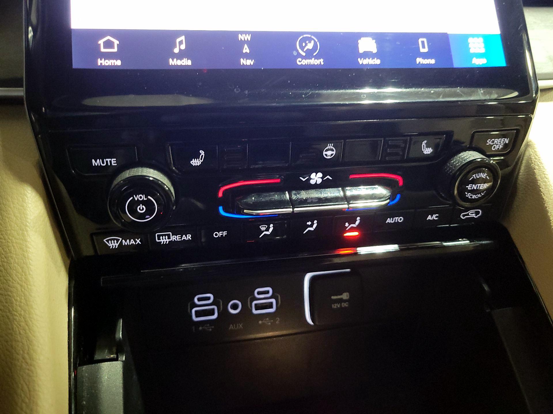 Thumbnail: 2023 Jeep Grand Cherokee - 17