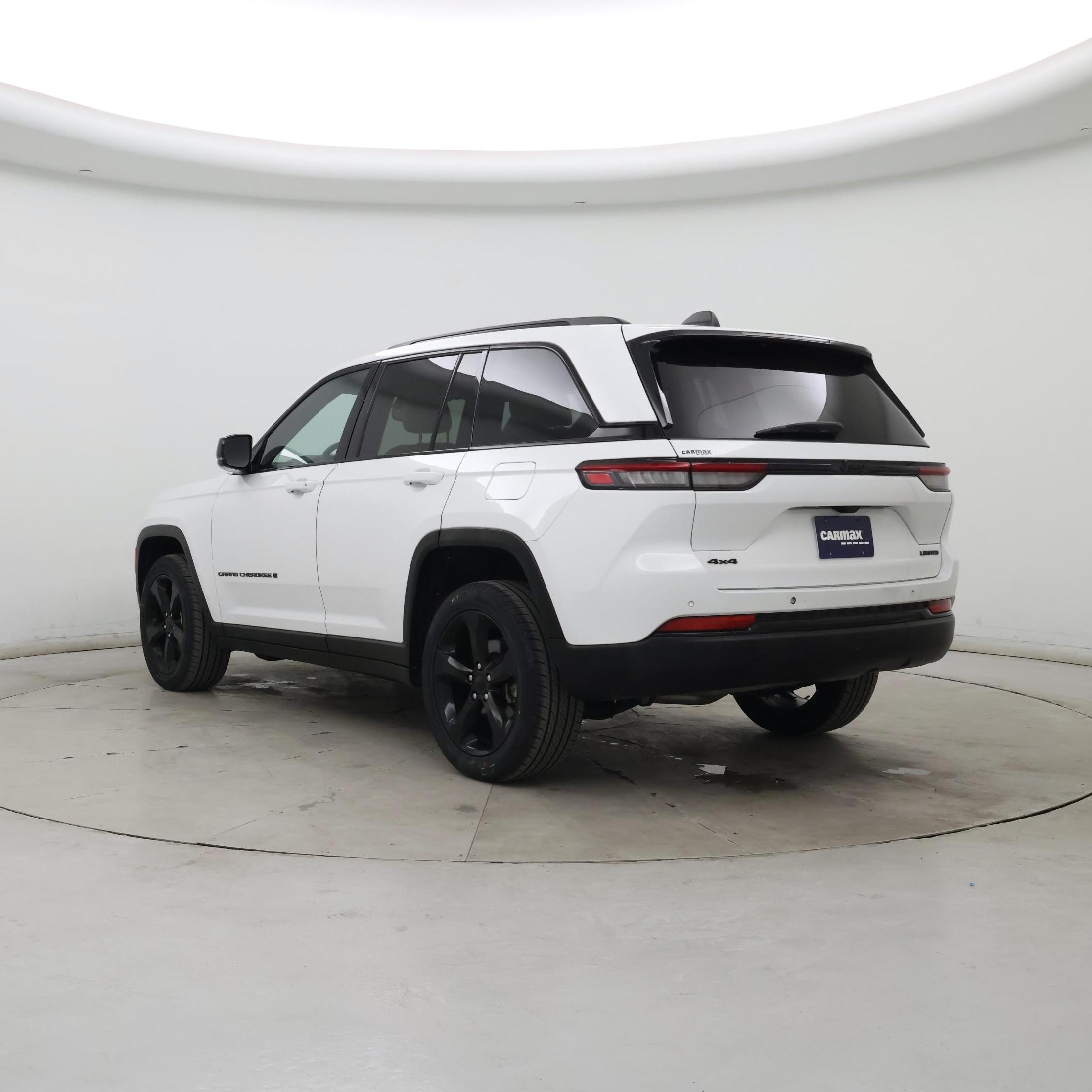 Thumbnail: 2023 Jeep Grand Cherokee - 2