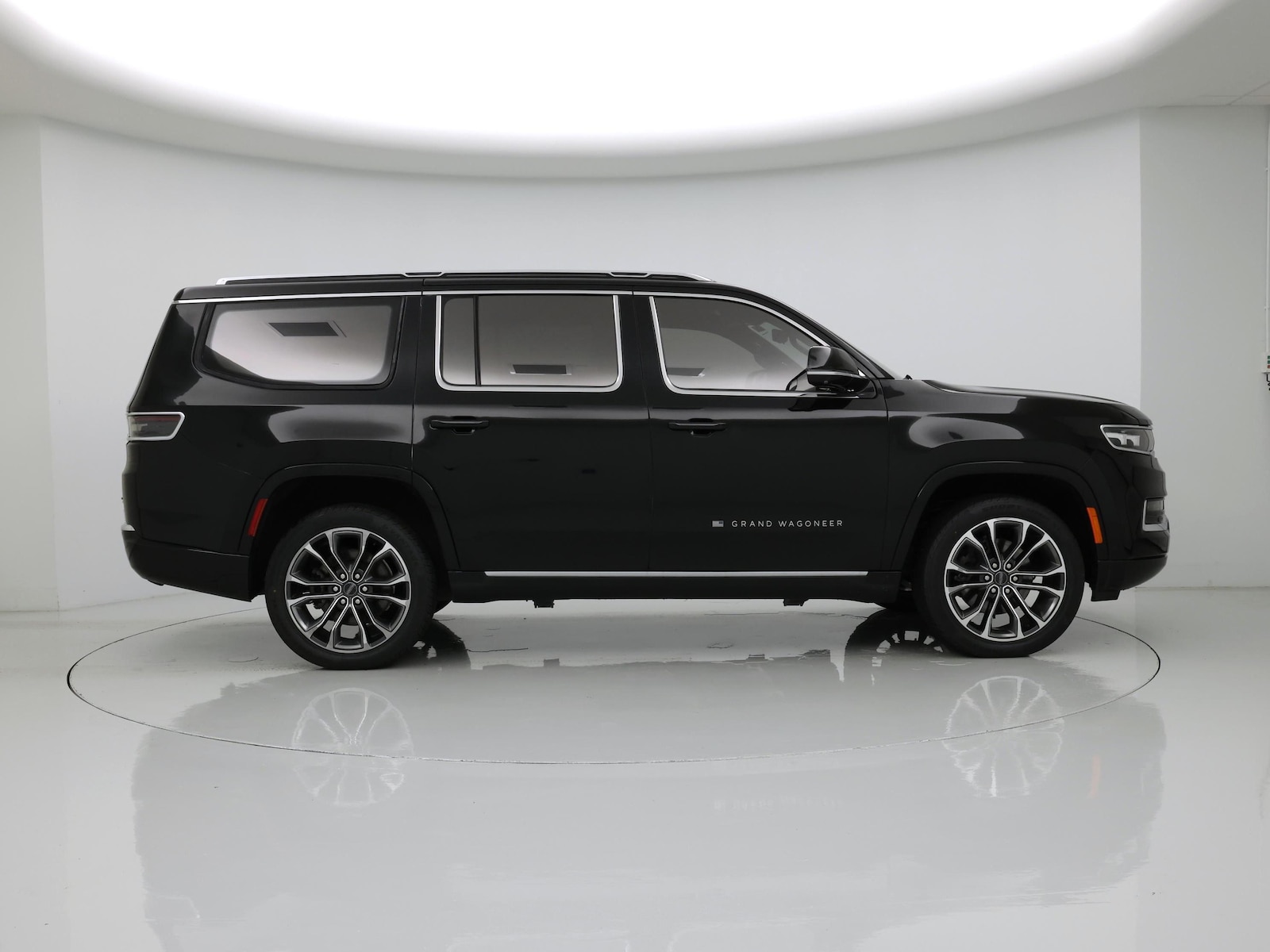 2022 Jeep Grand Wagoneer Series III - Photo 8